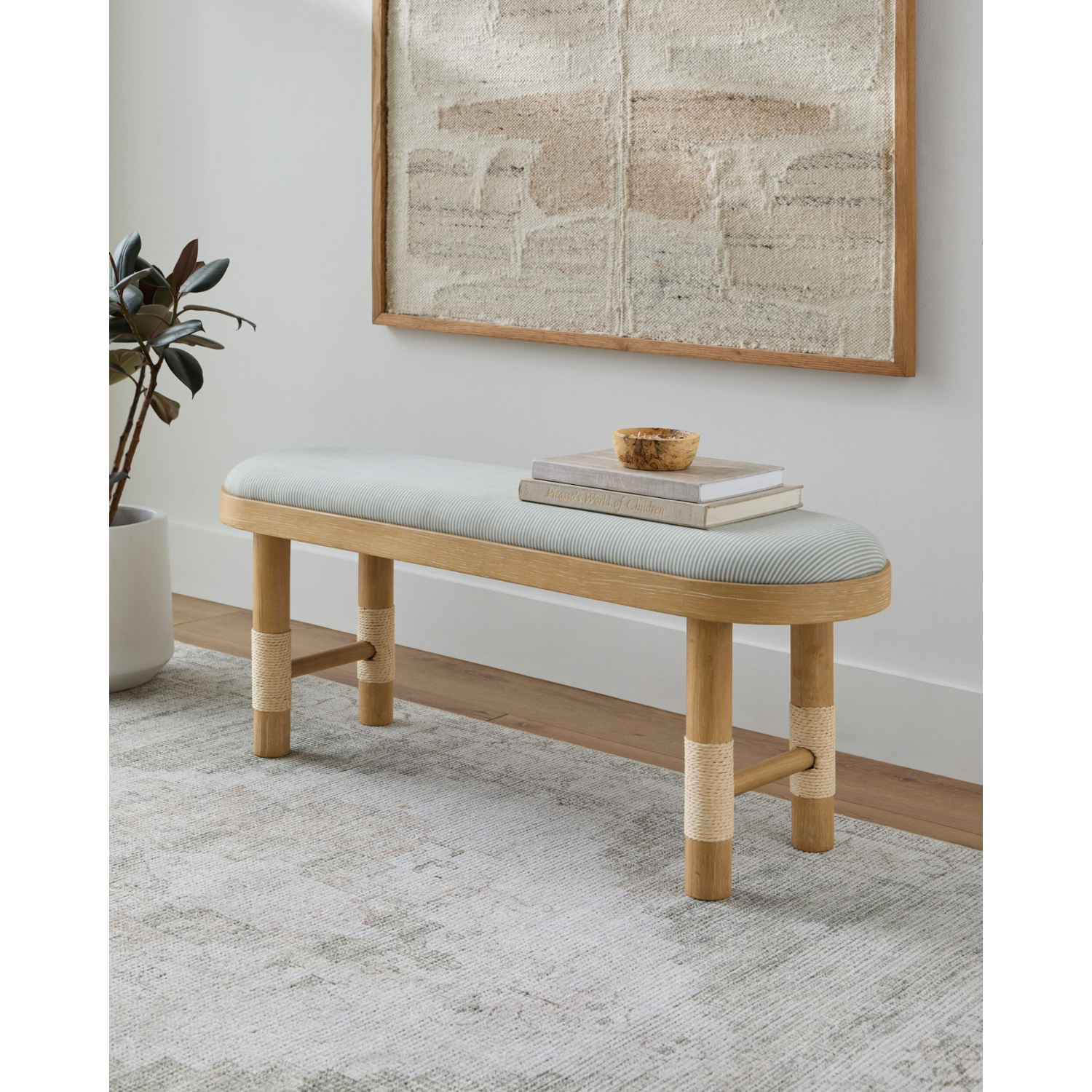 Esmarca Bench