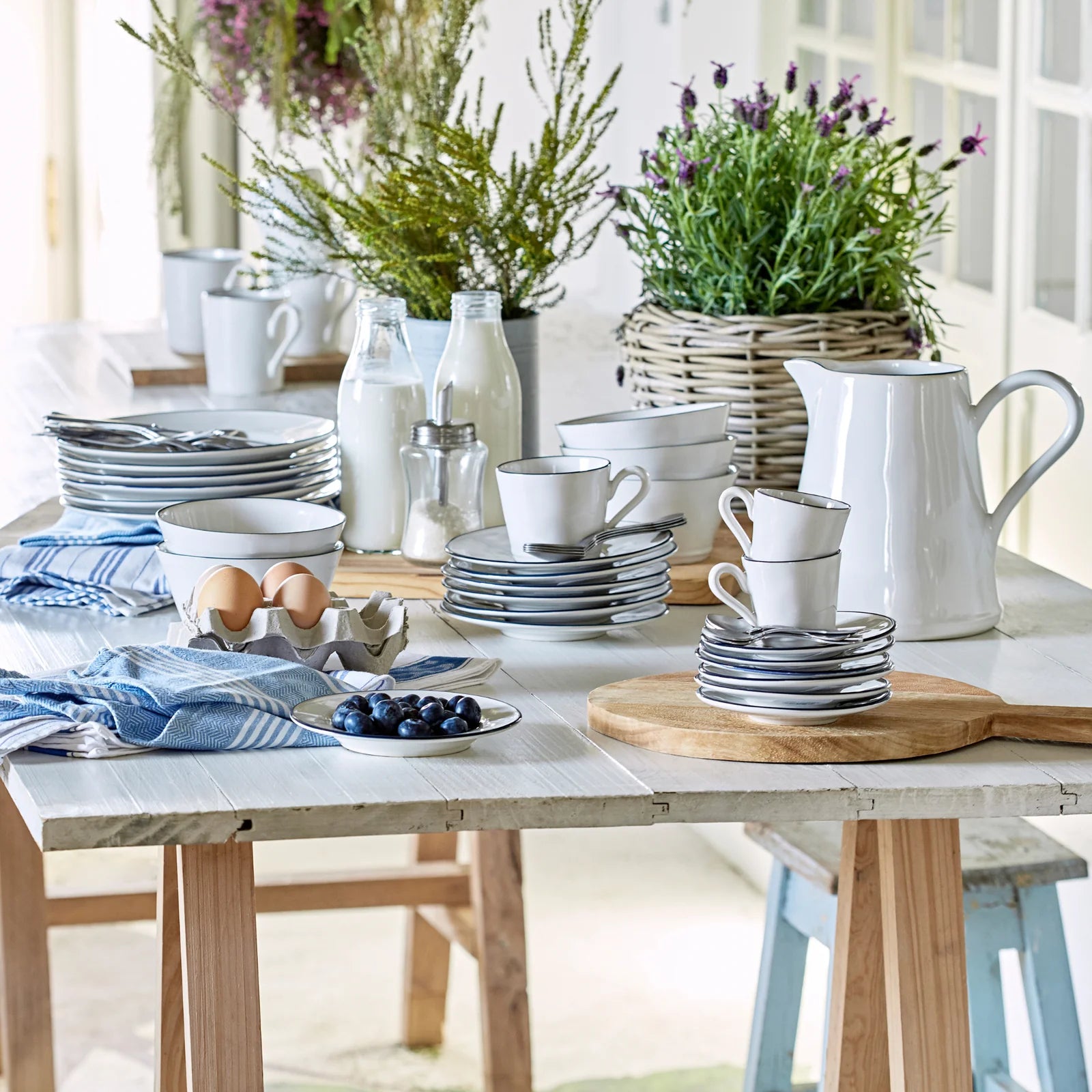 Beja Pitcher 74 oz.