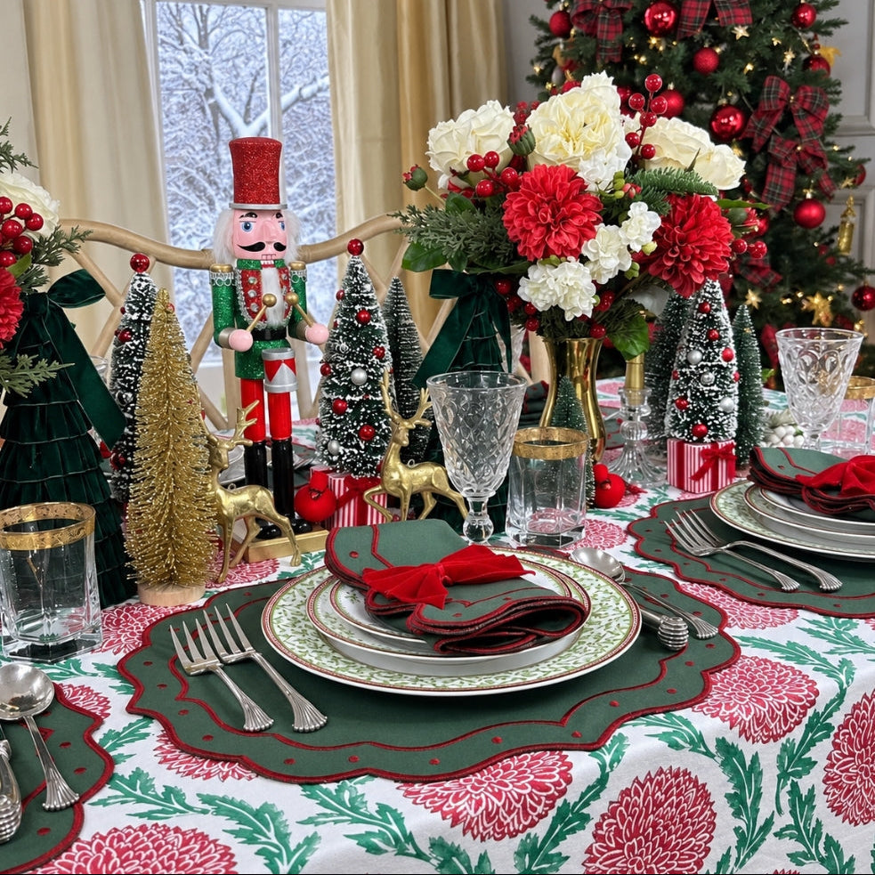 Eve Napkin - Green and Red (Set of 4)