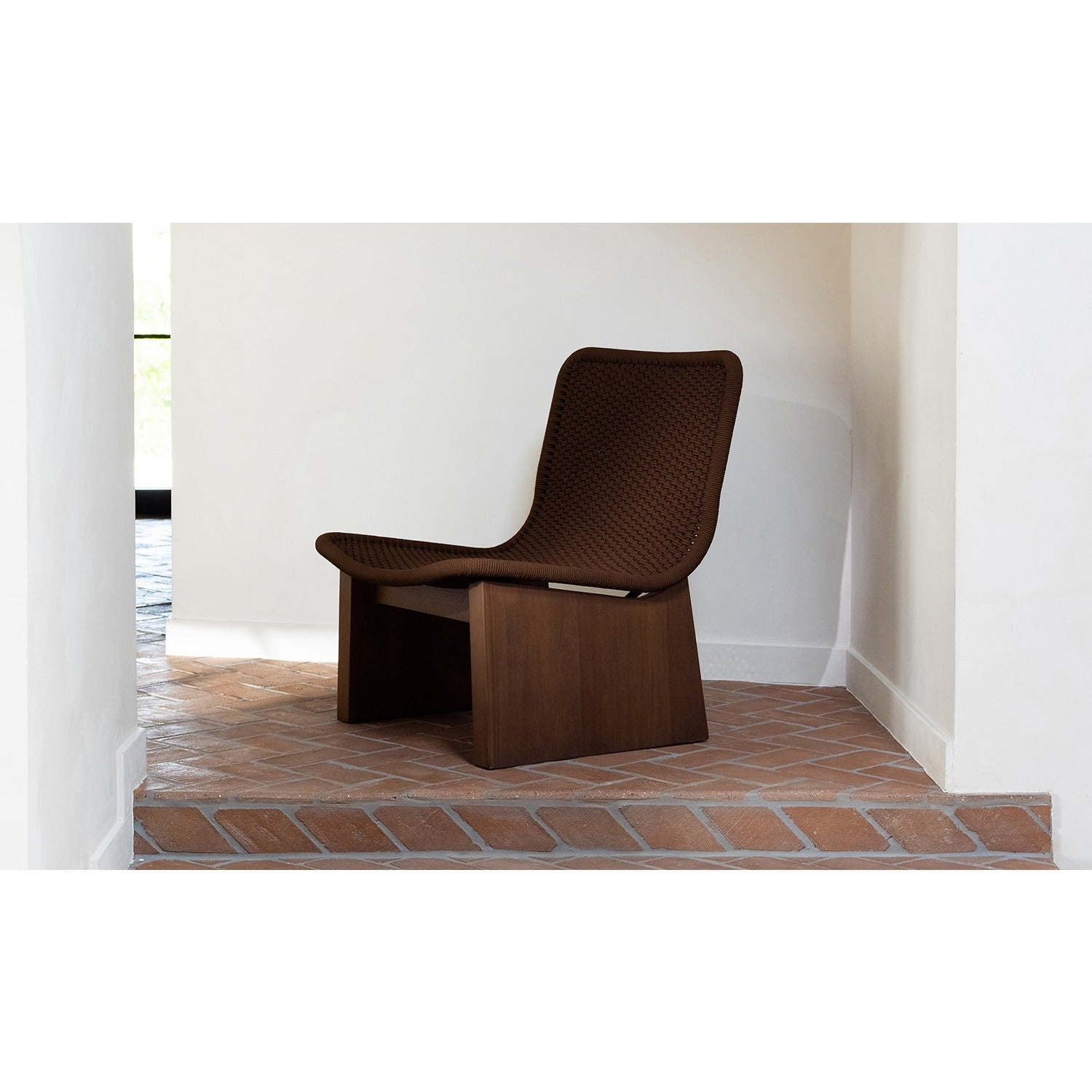 Madelief Outdoor Accent Chair Brown