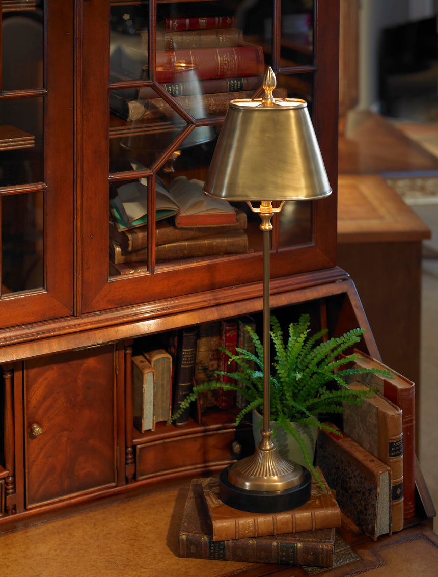 Delicate Console Lamp