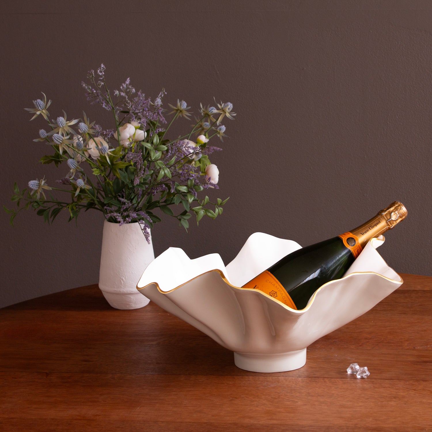ENCANTO Bloom Wine Bucket (Cream and White)