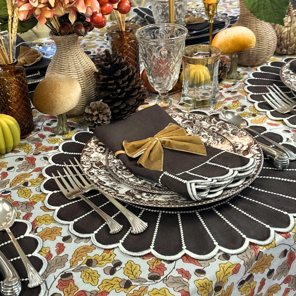 Acorns & Leaves - Tablecloth