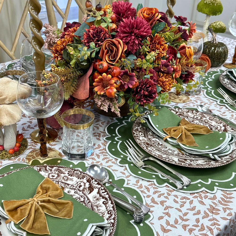 Woodland Leaves - Tablecloth