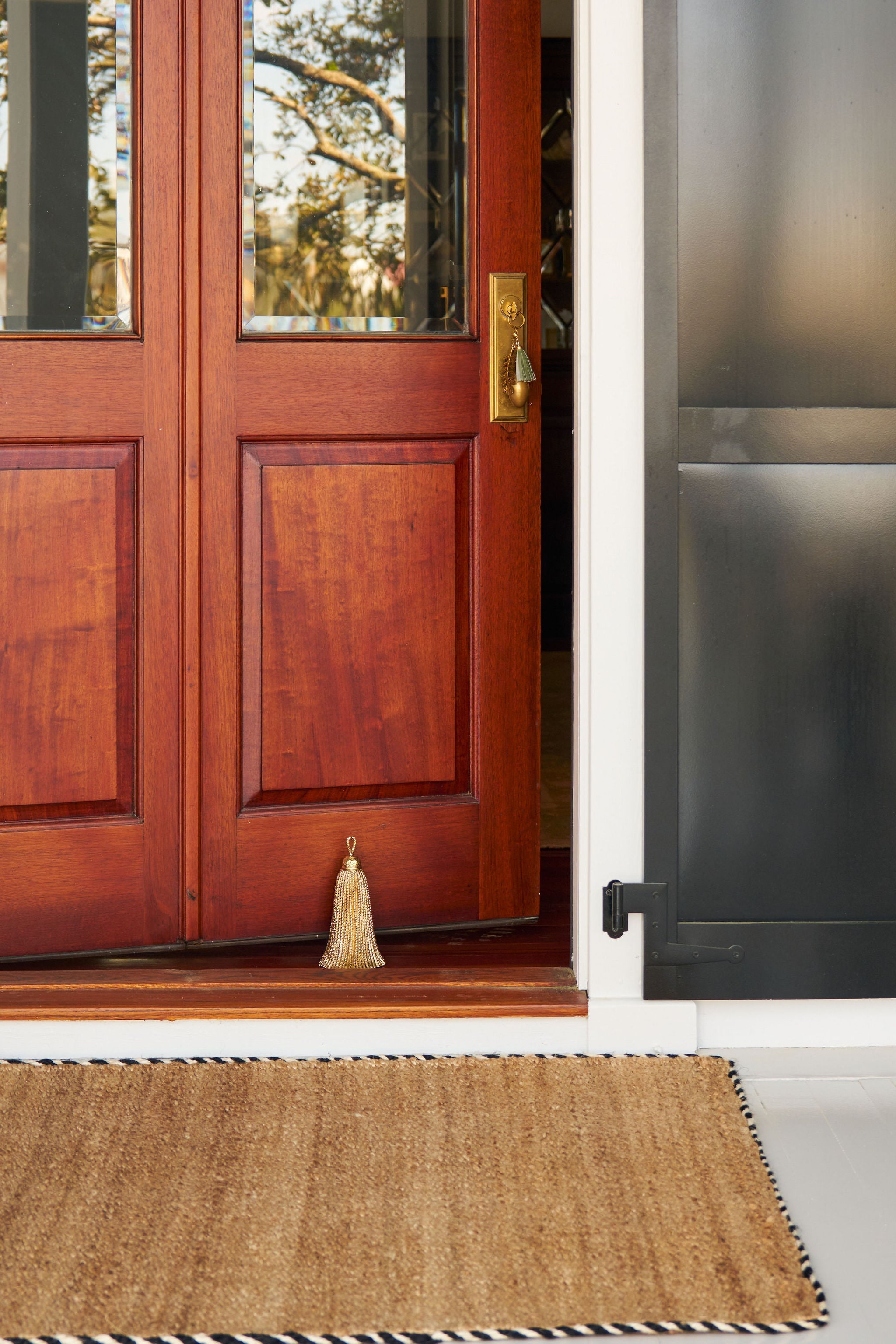 Braided Jute Doormat in Wrought Iron
