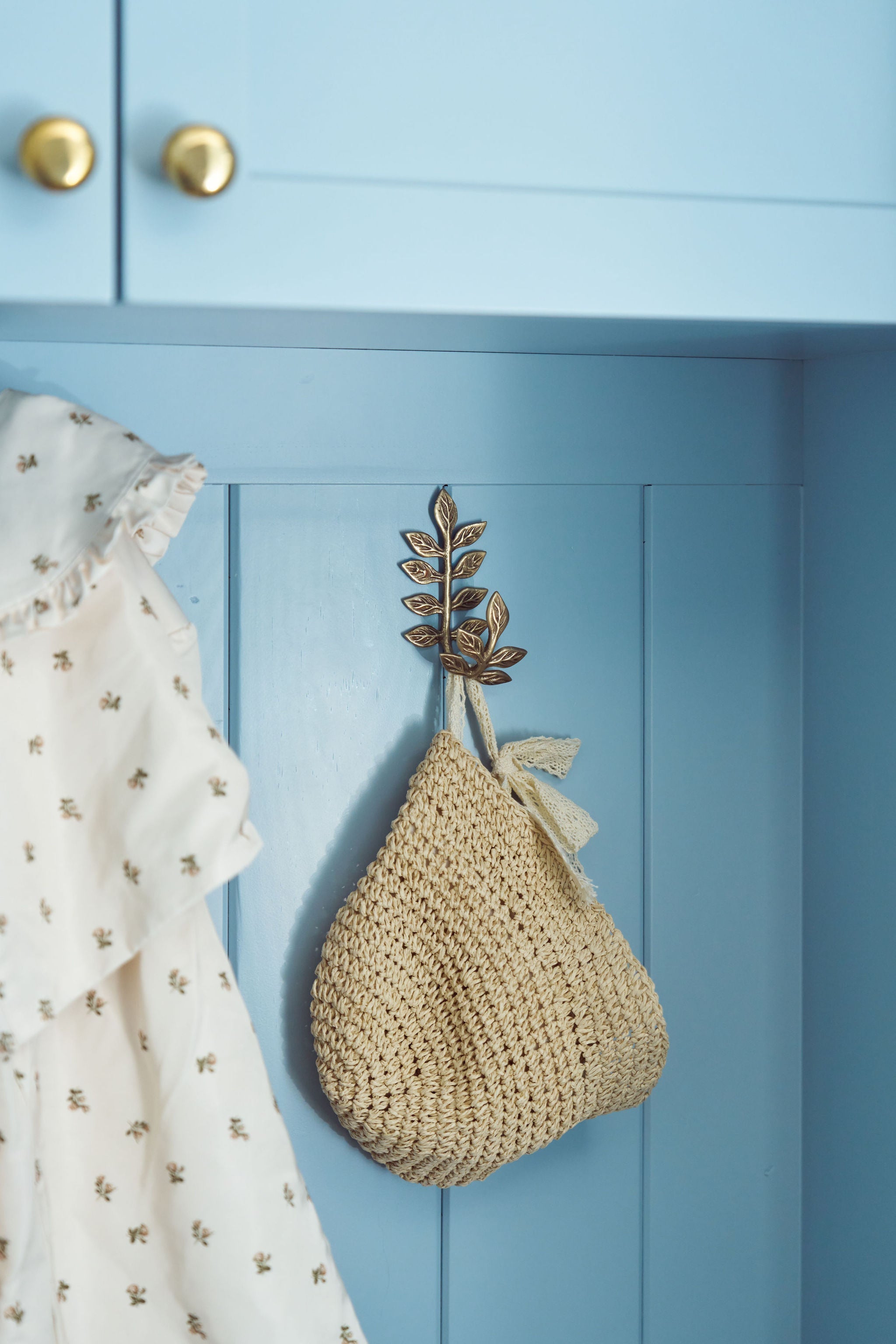 Decorative Leaf Entry Hook