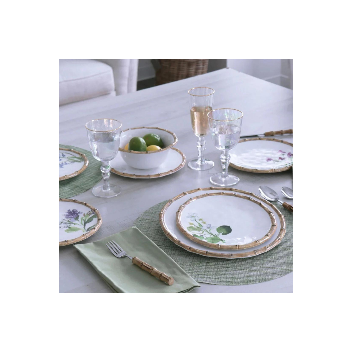 VIDA Bamboo Floral Salad Plates Set of 4 (White and Multi)