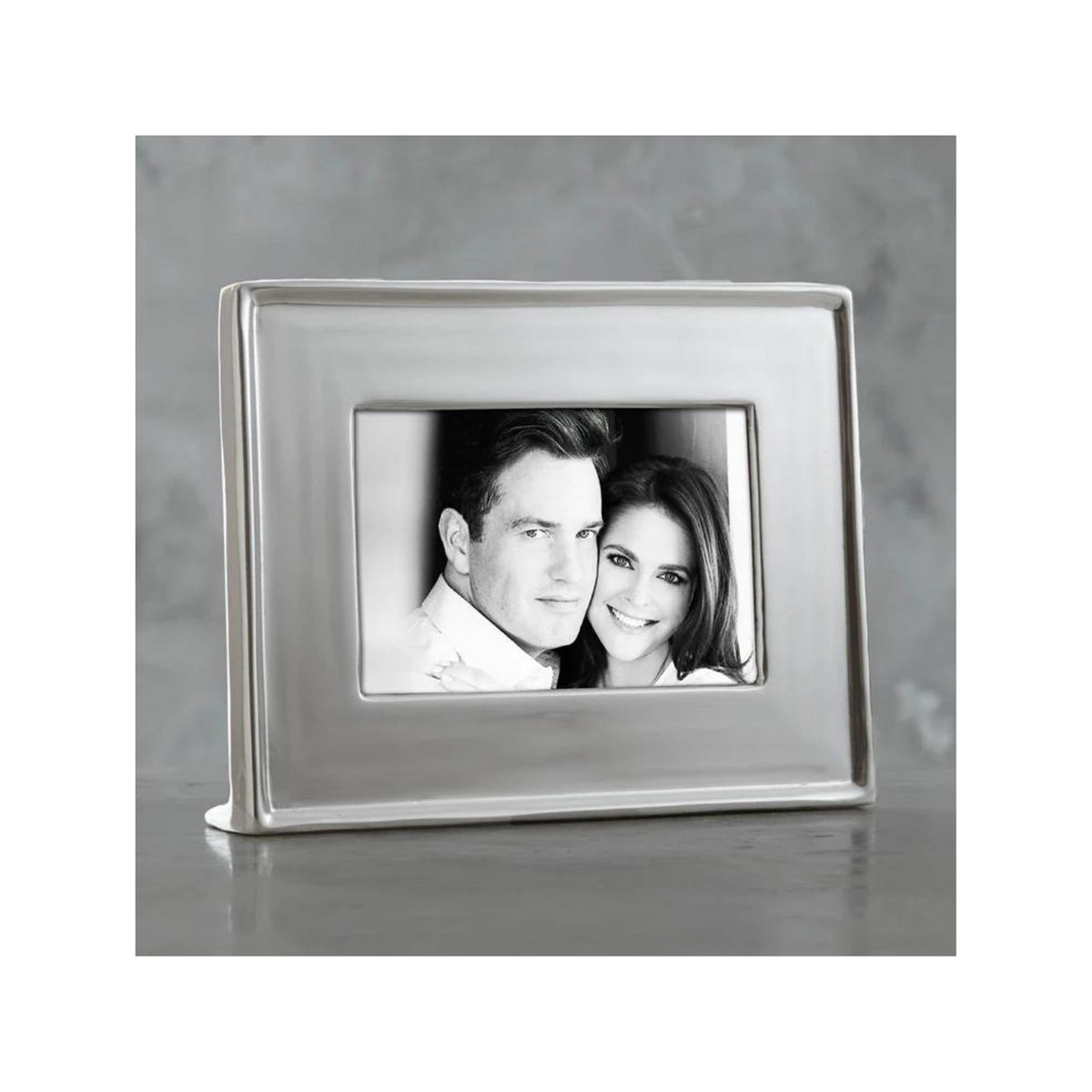 FRAME Jason 4 x 6 Horizontal Frame