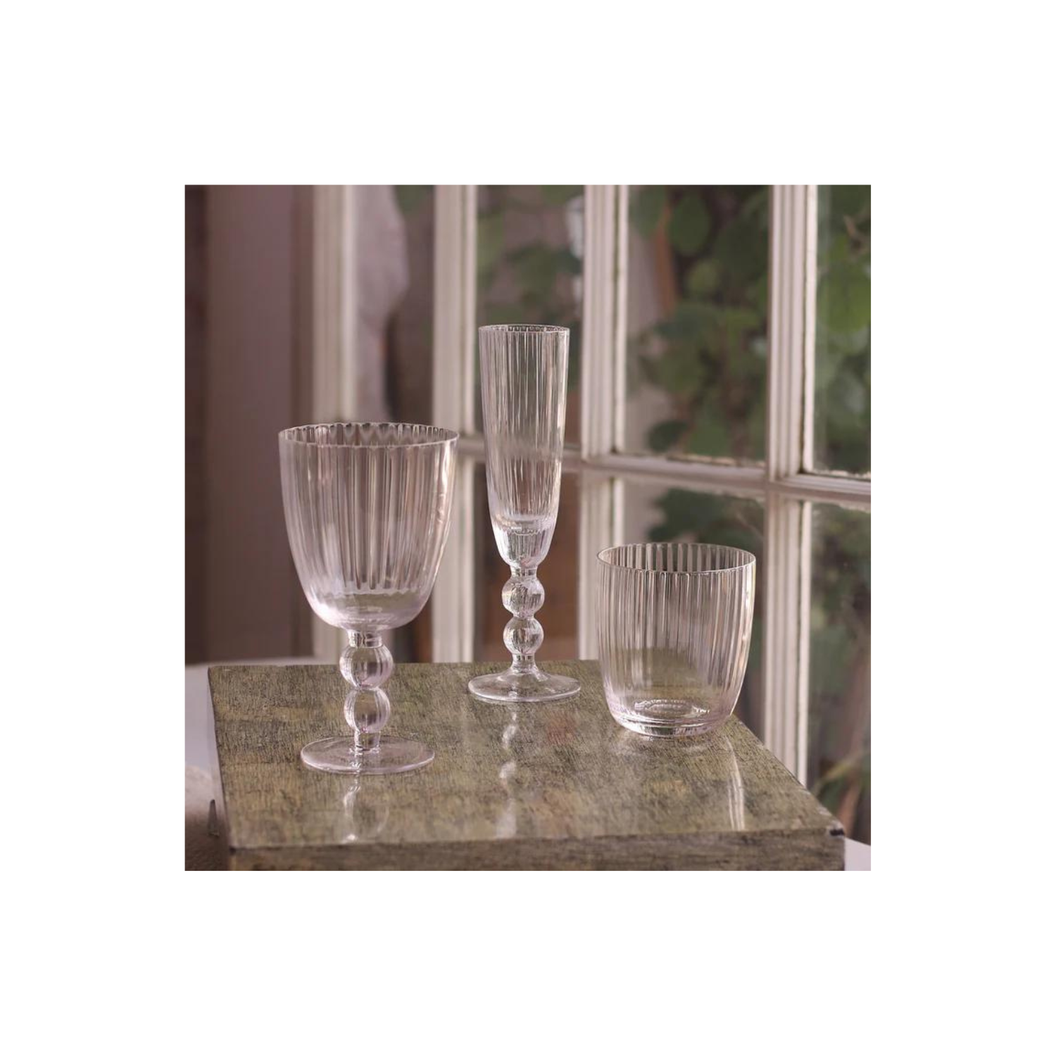 GLASS
Venice Champagne Flute Set of 4 (Clear)