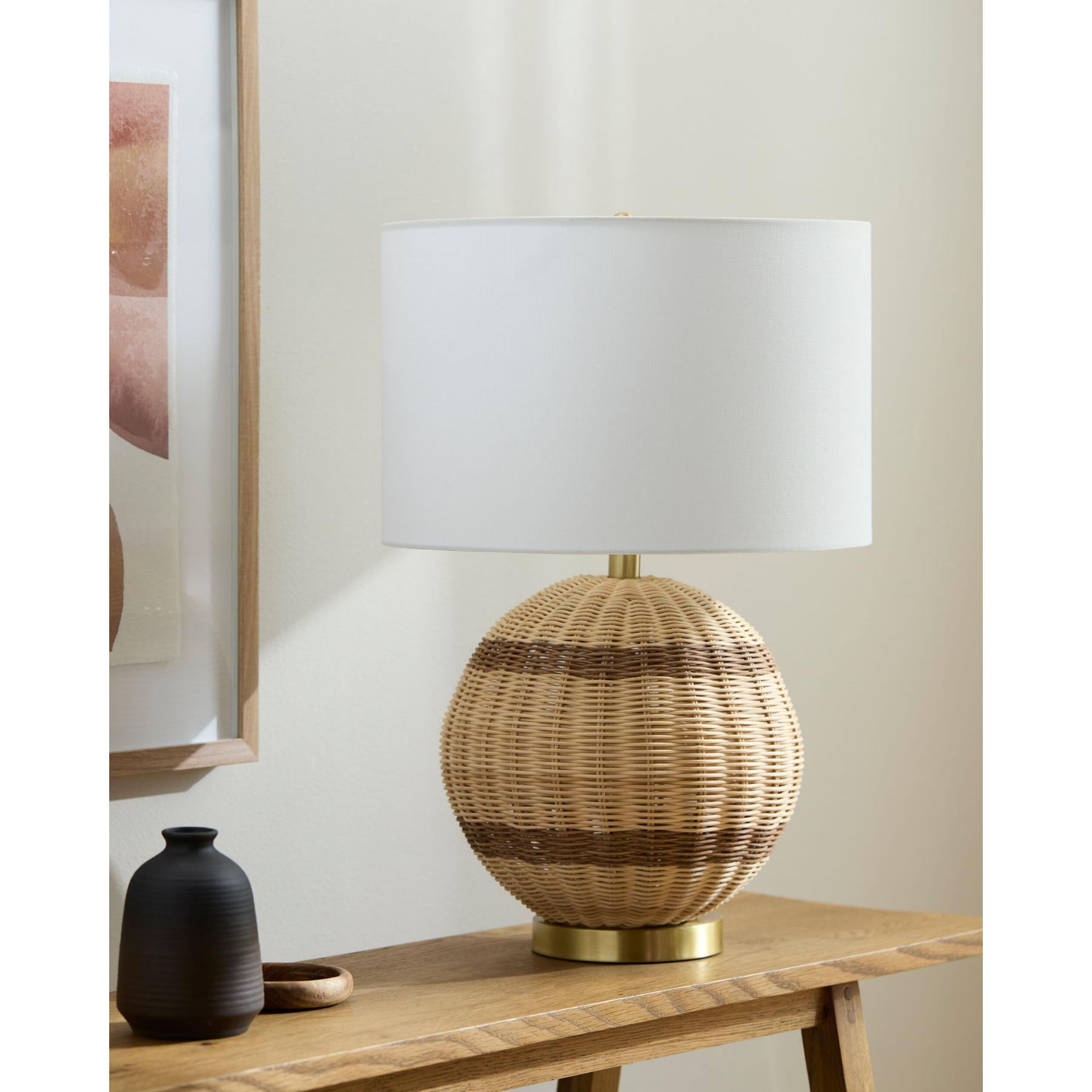 Briec Accent Table Lamp