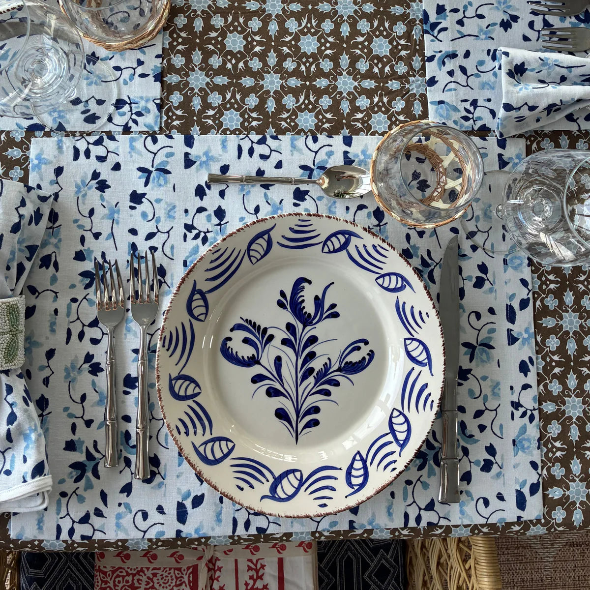 Casa Nuno Dinner Plate, 3 Flowers/Shells, Set of 2