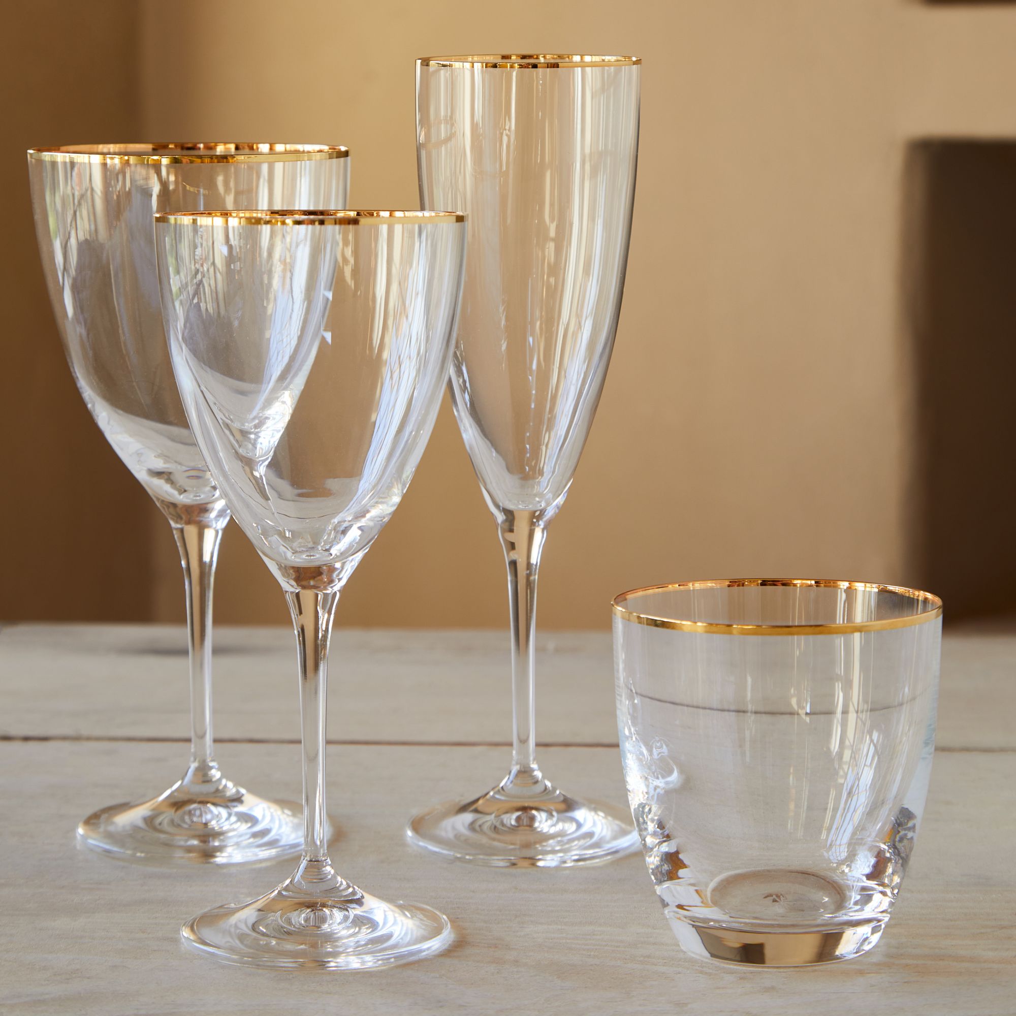 Set 6 Water Glasses with Golden Rim Sensa by Casafina