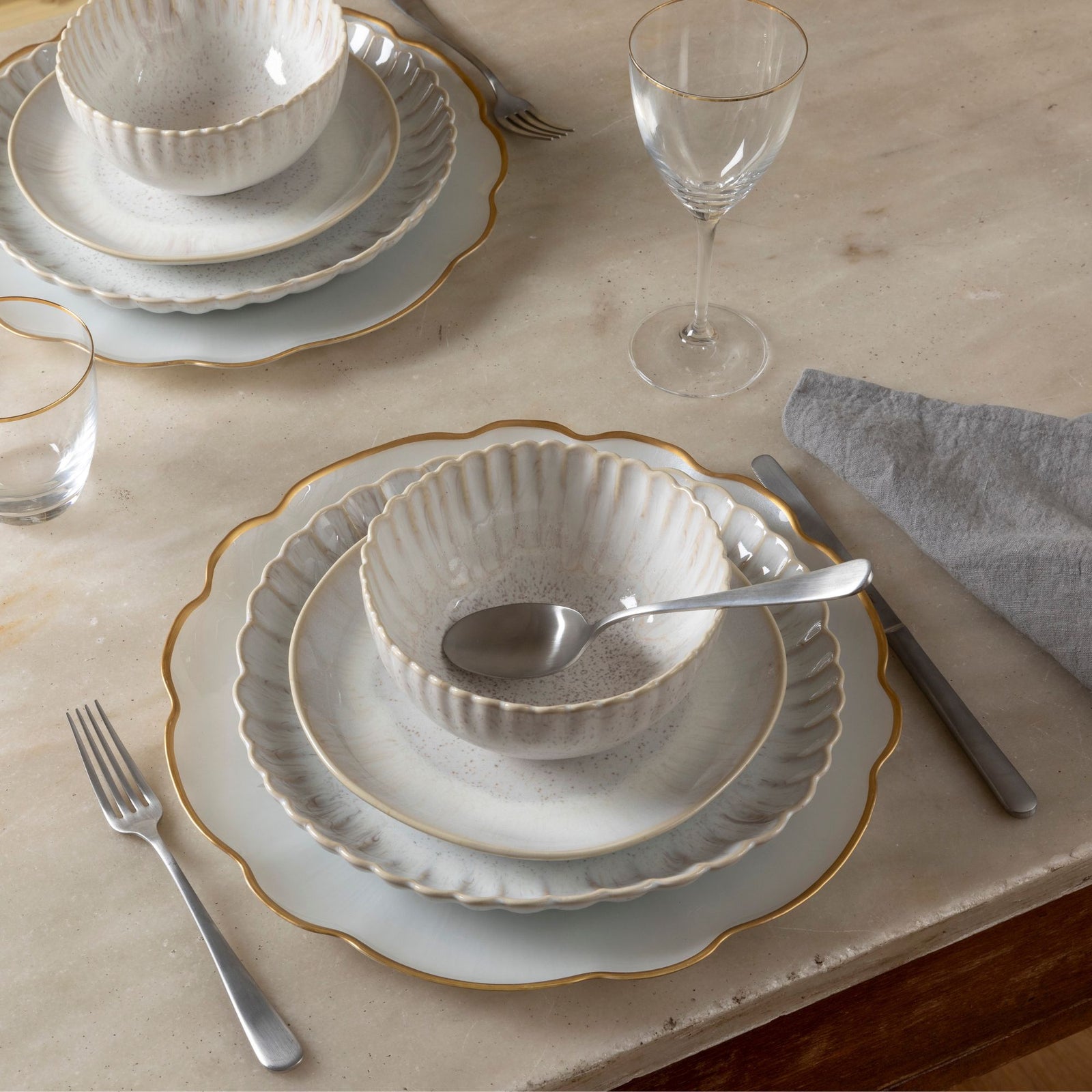 Glass Scallop Charger Plate Francesca by Casafina