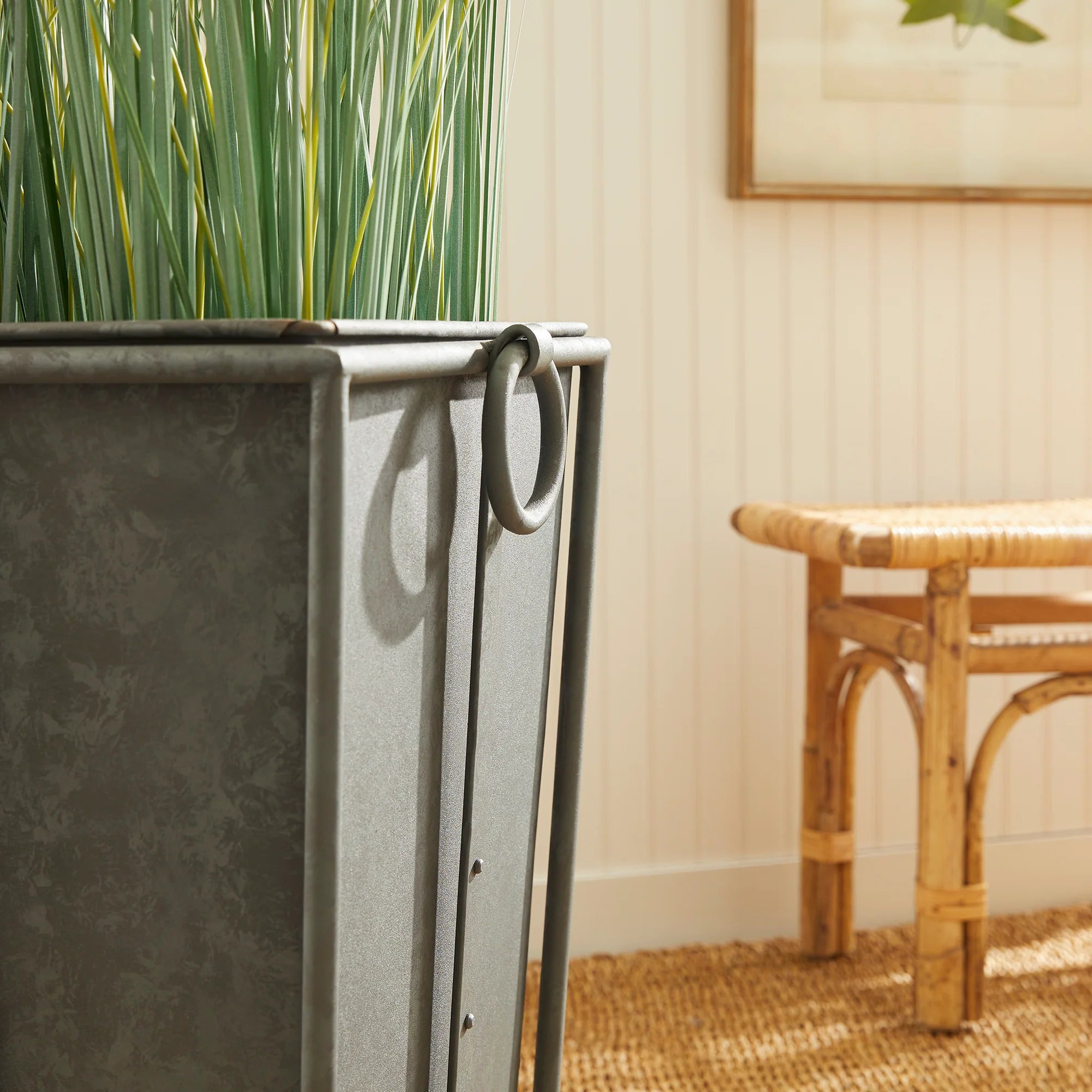 Axel Tapered Plant Pot