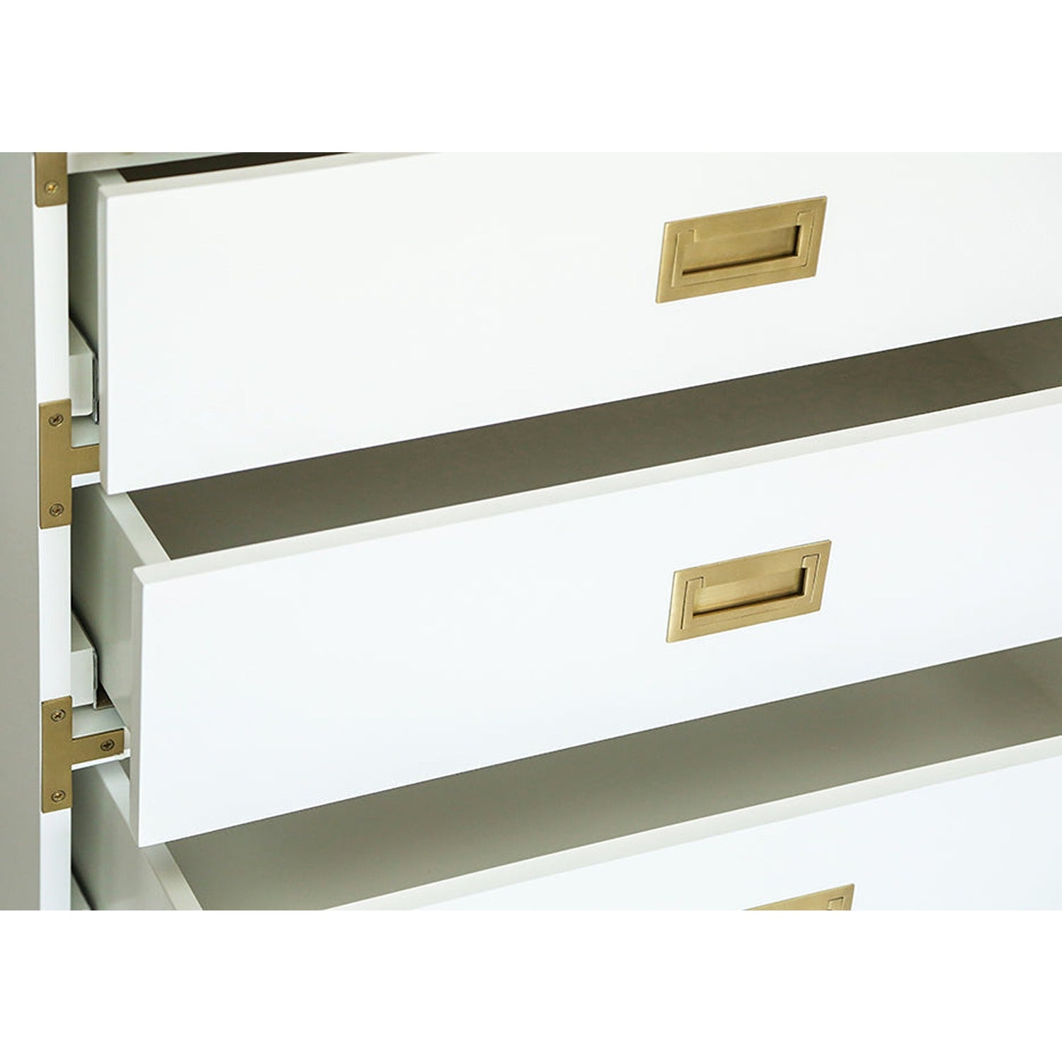 Small Carlyle Campaign Dresser - White