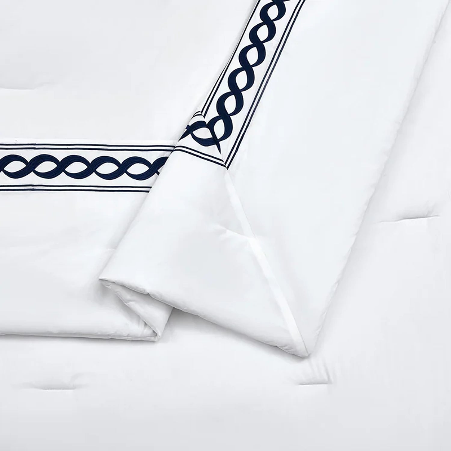 Cable Navy Border Comforter Set
