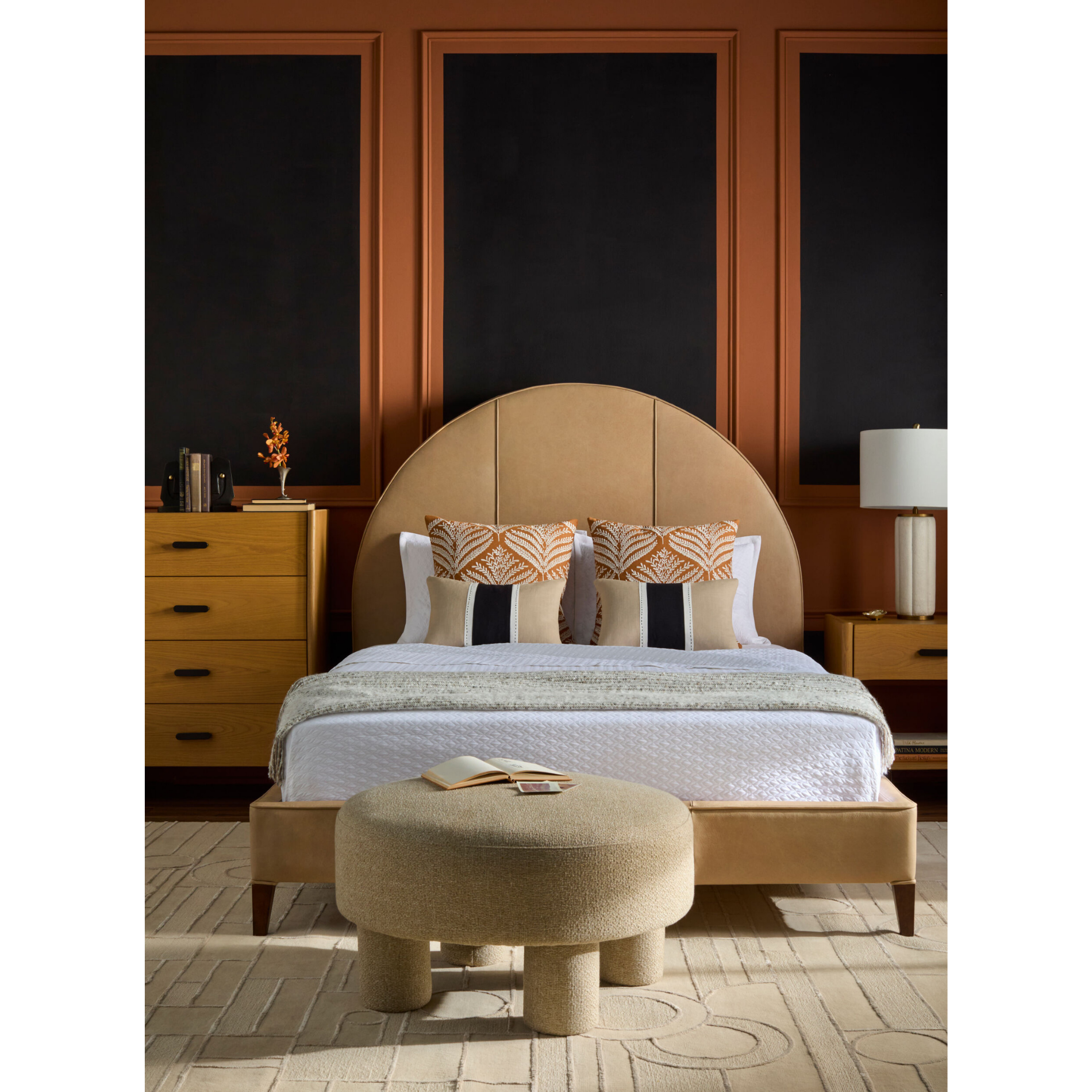 Elipse Upholstered Bed