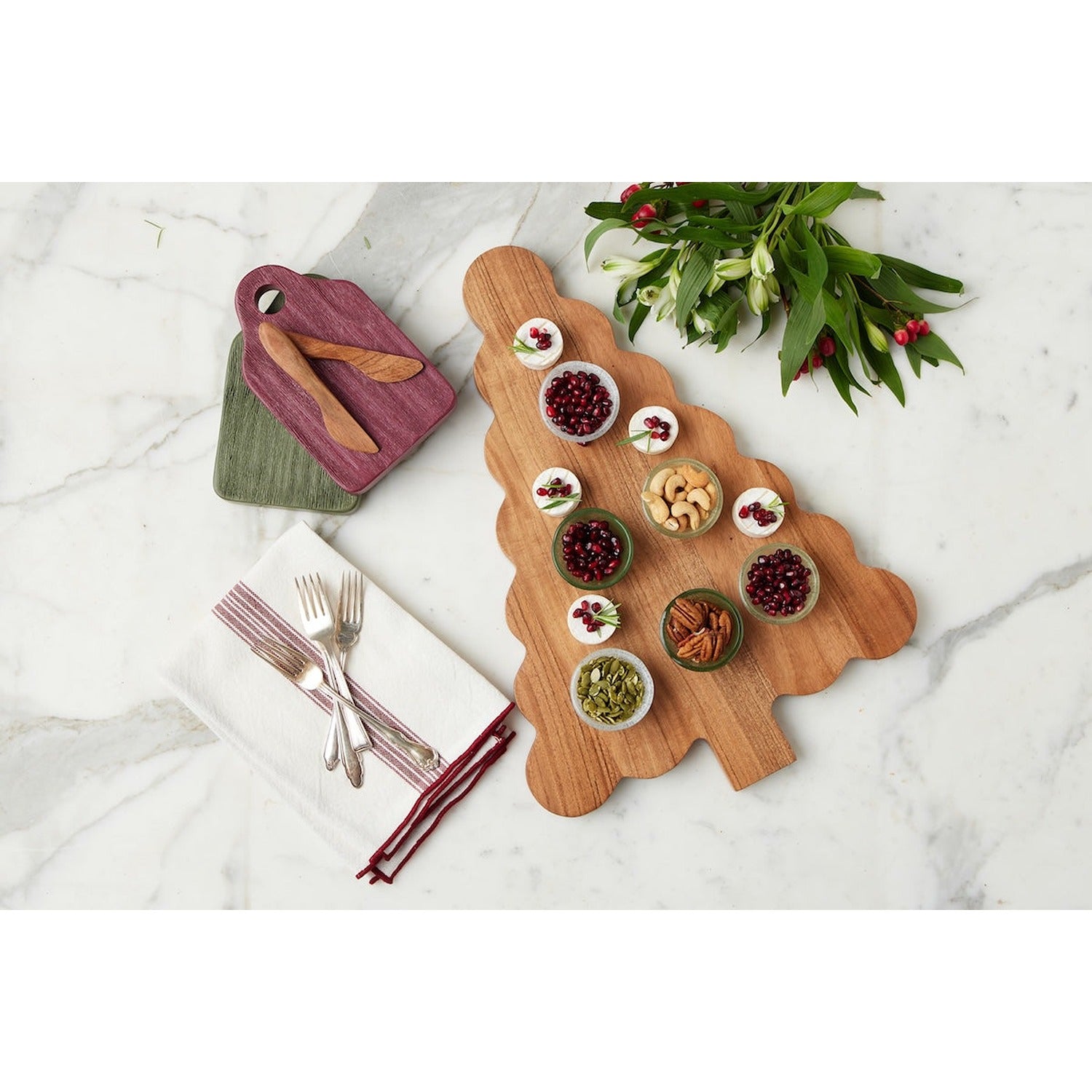 Scalloped Tree Cutting Board, Large