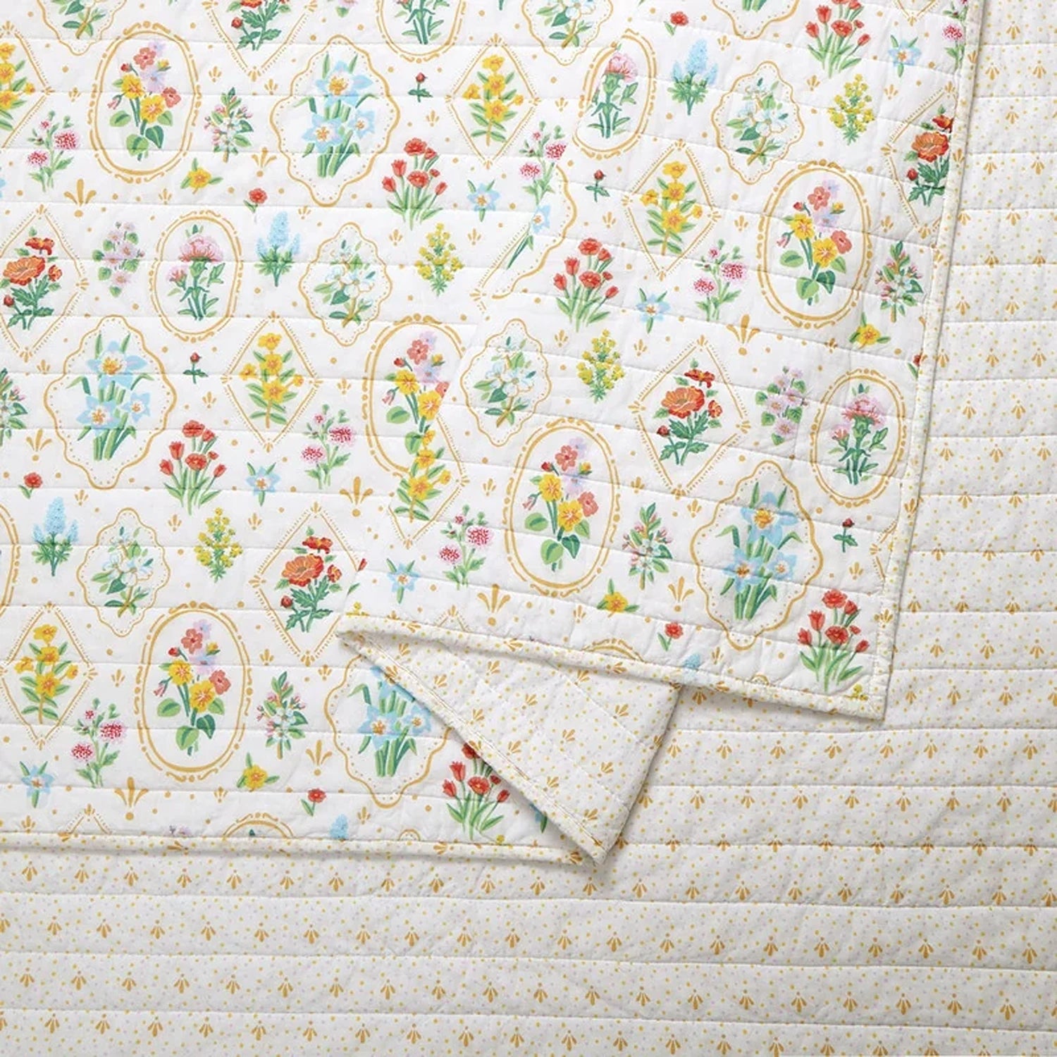 Flowers Wallpaper Quilt Set