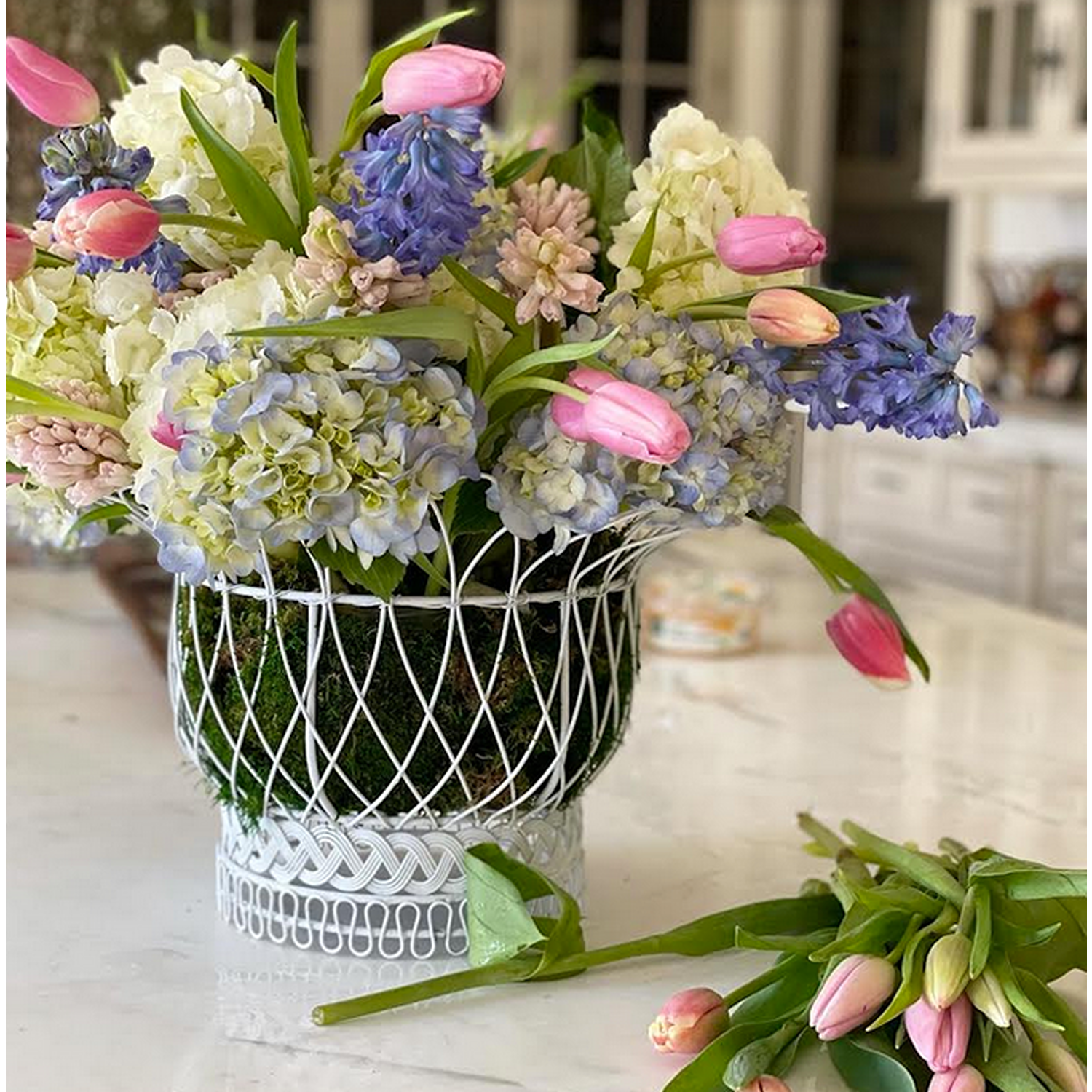 Round Flared White French Wire Basket (2 Sizes)