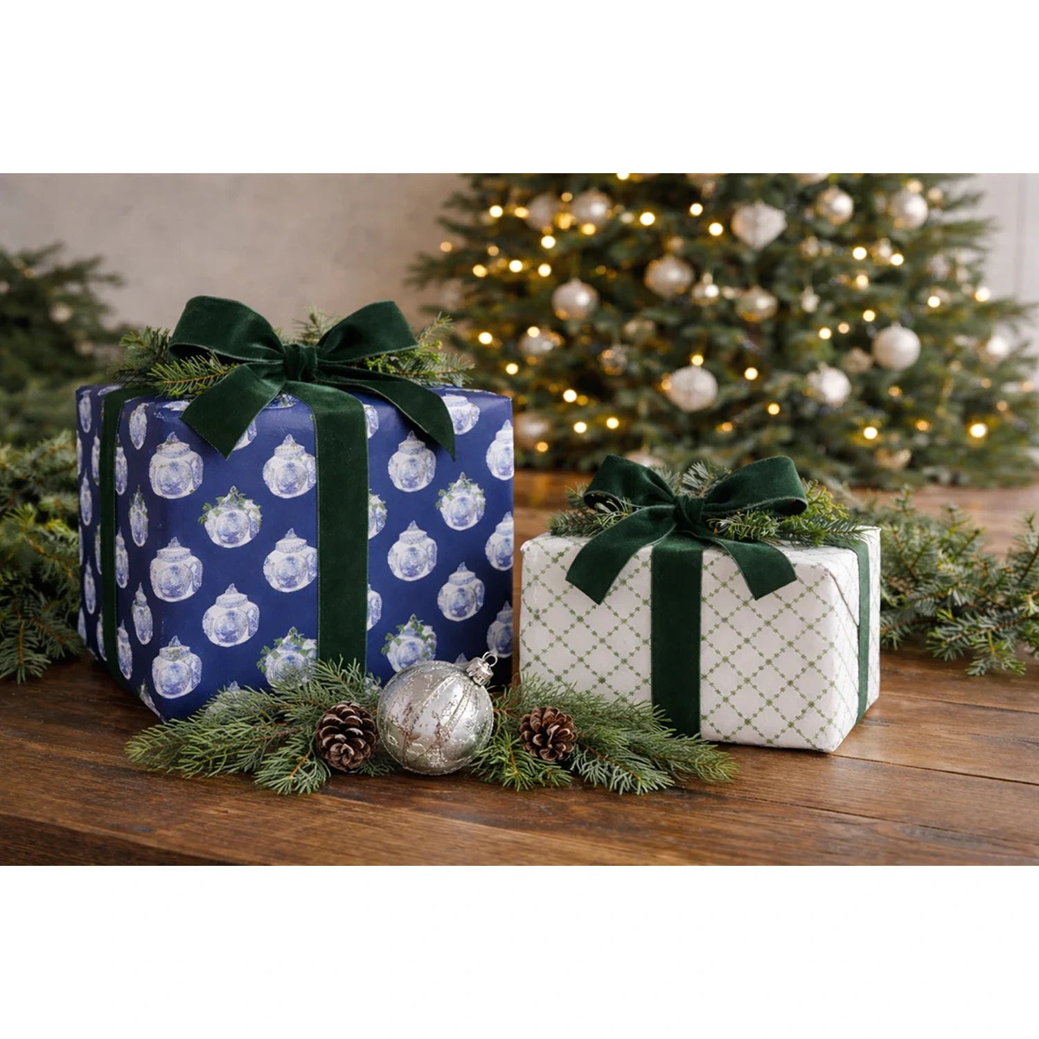 Reversible Navy Ginger Jar and Green Trellis Gift Wrap