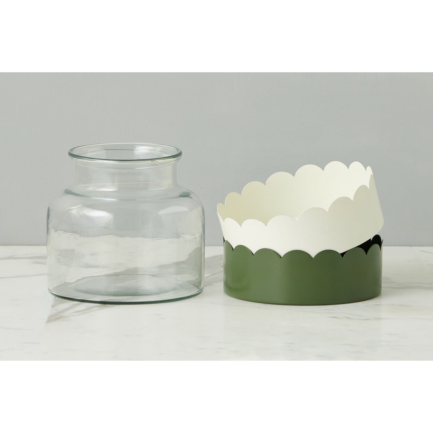 2-in-1 Scalloped Bloom Vase