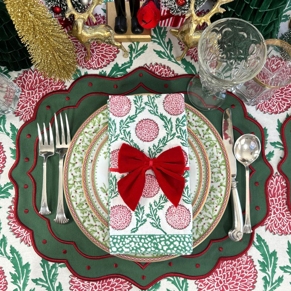 Holiday Flower and Vine - Set of 4 Napkins