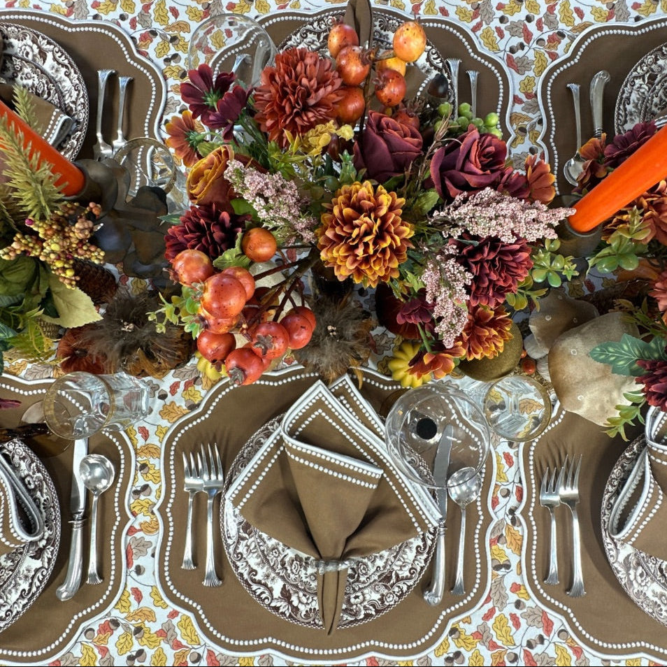 Acorns & Leaves - Tablecloth
