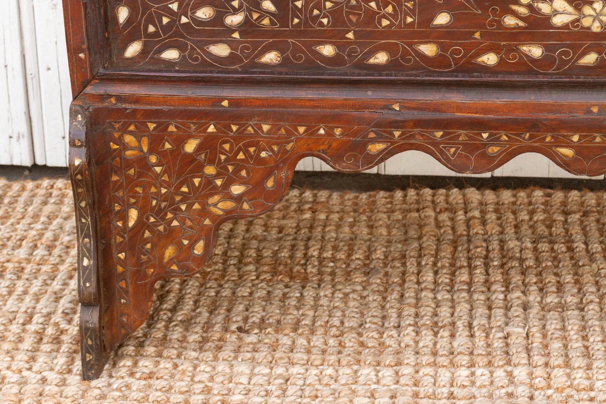 Rare Floral Inlay Mother Of Pearl Damascus Chest