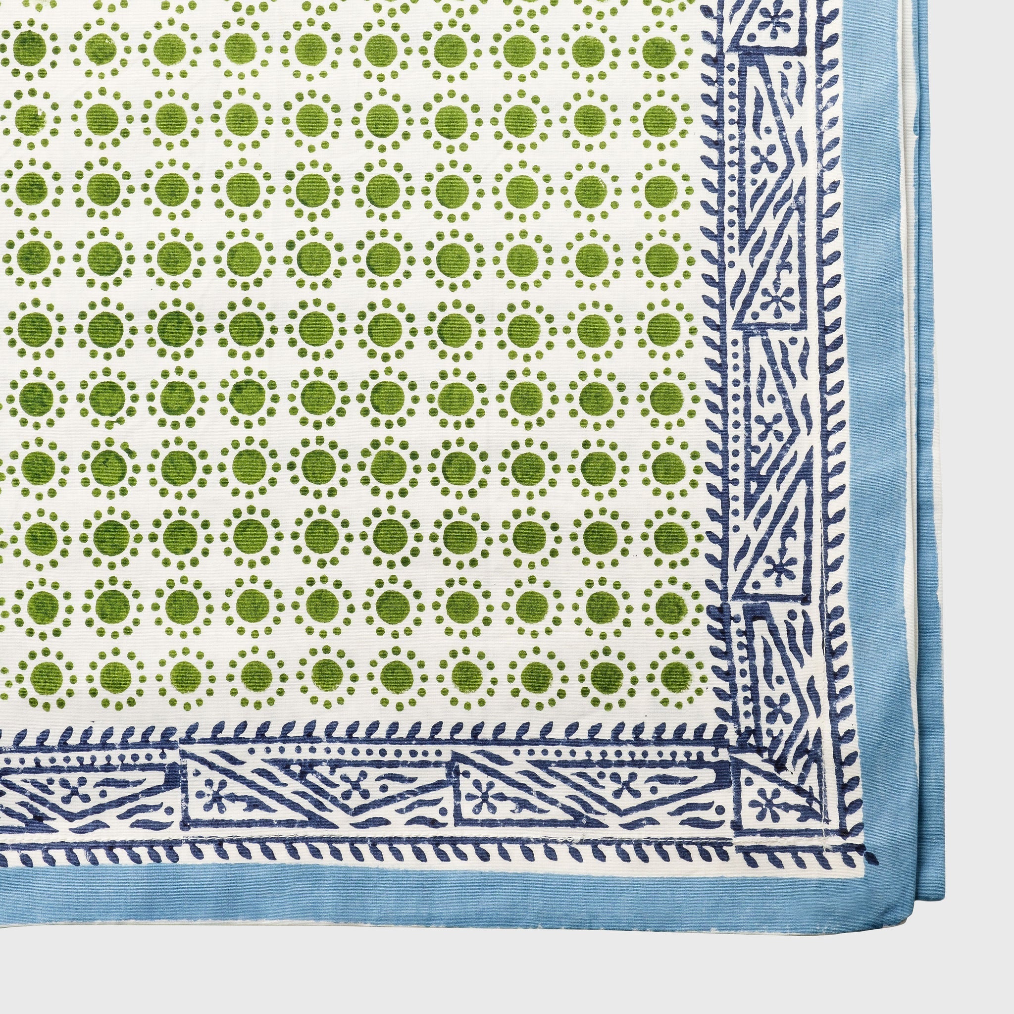 Dot print tablecloth, green