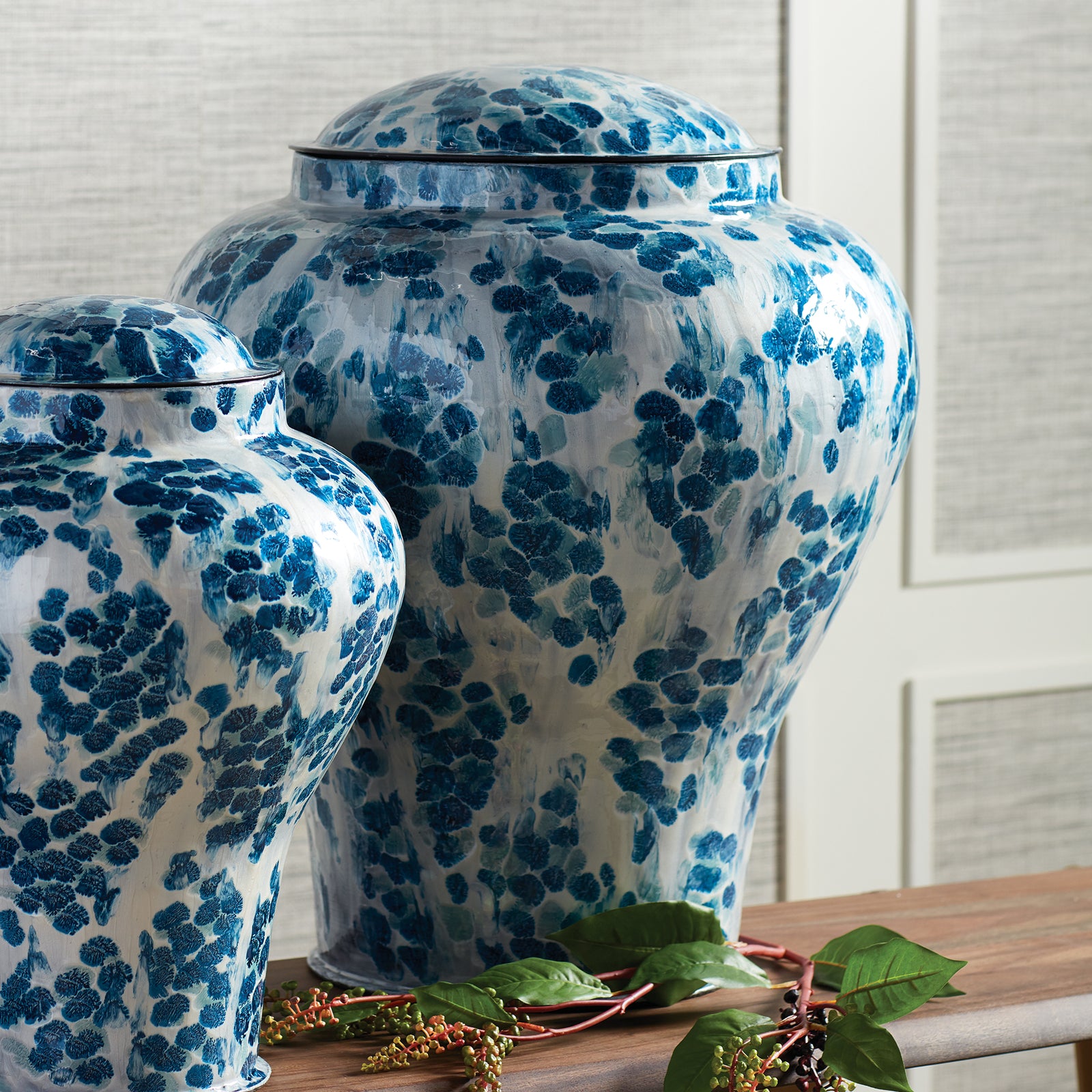 Floria Lidded Urn Tall