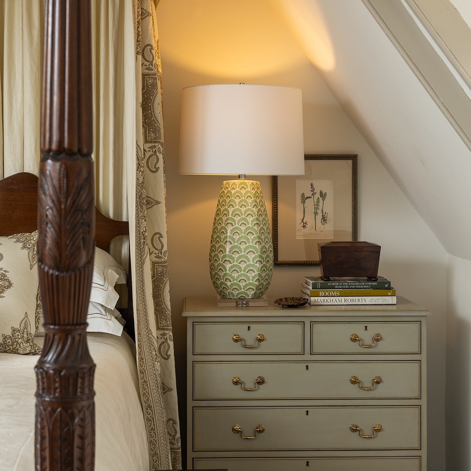 Isodel Green Lamp