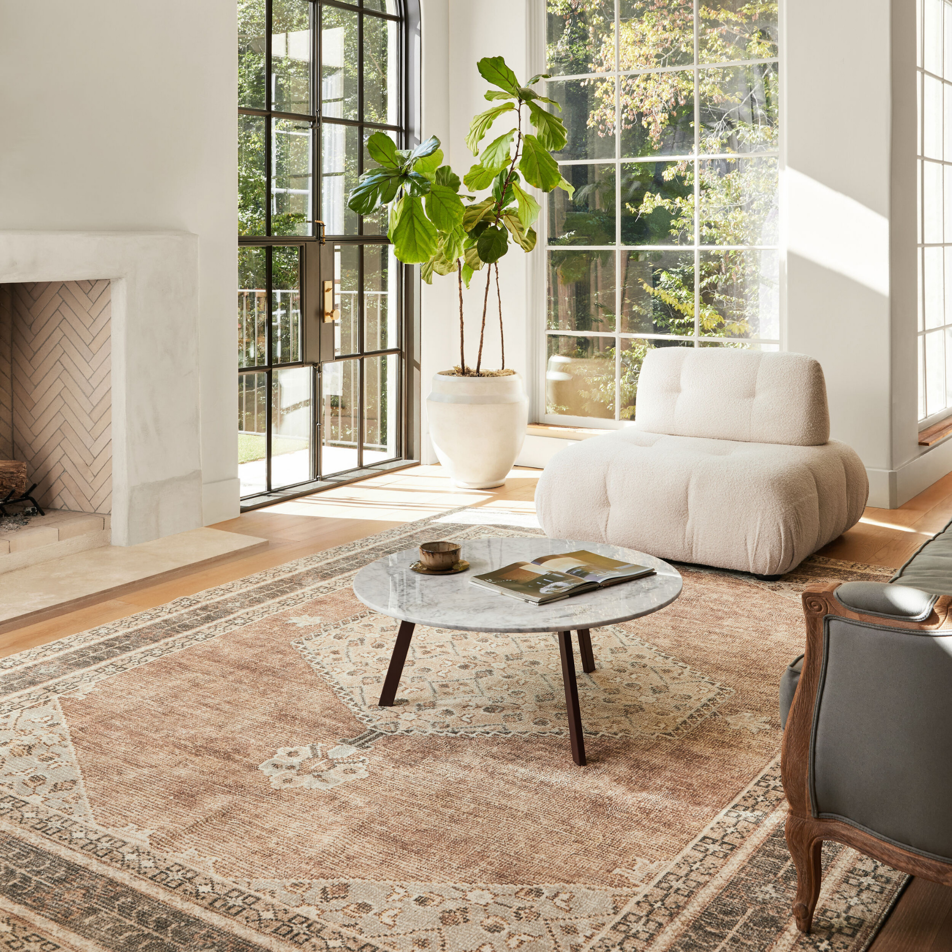 Lila Machine Woven Rug