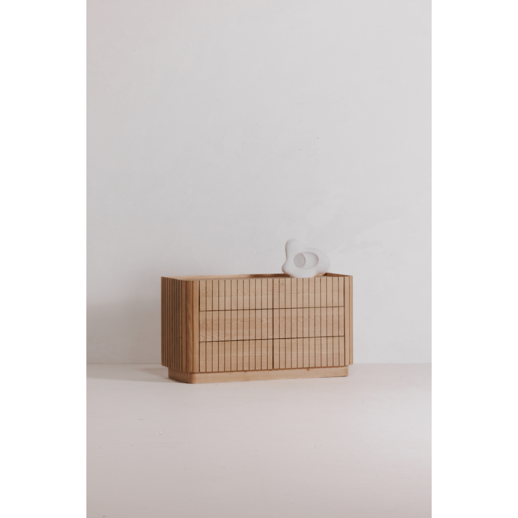 Eloisa 6 Drawer Dresser - Natural Oak