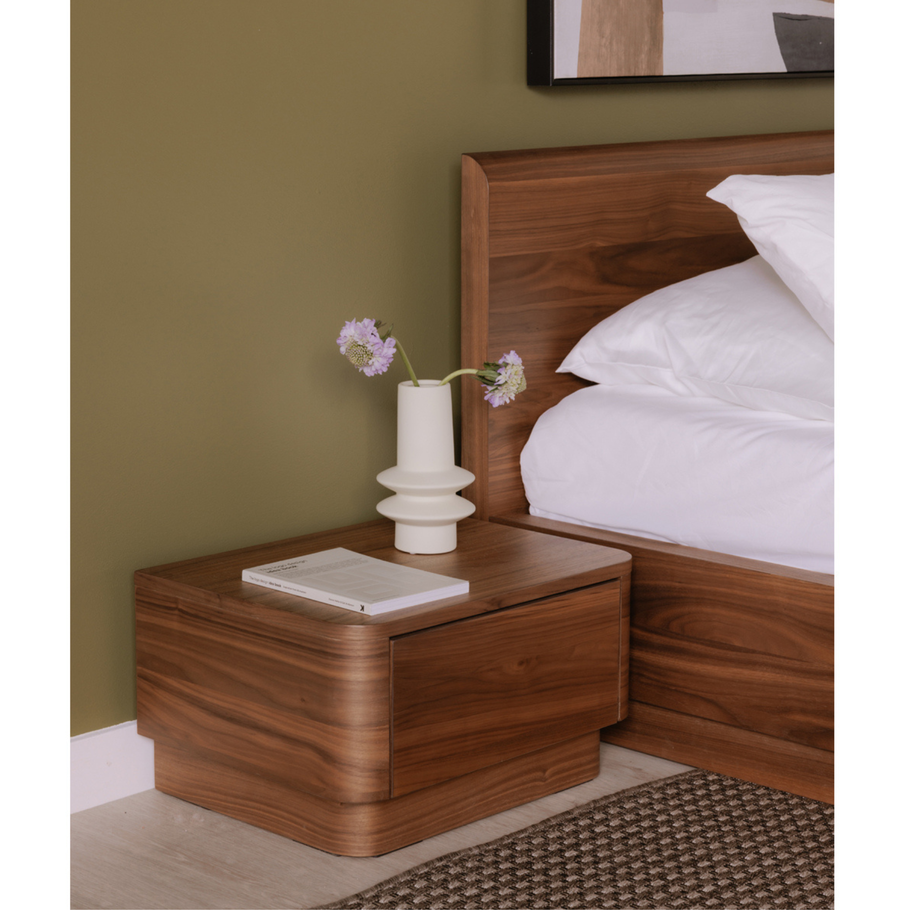 Crescent Bed