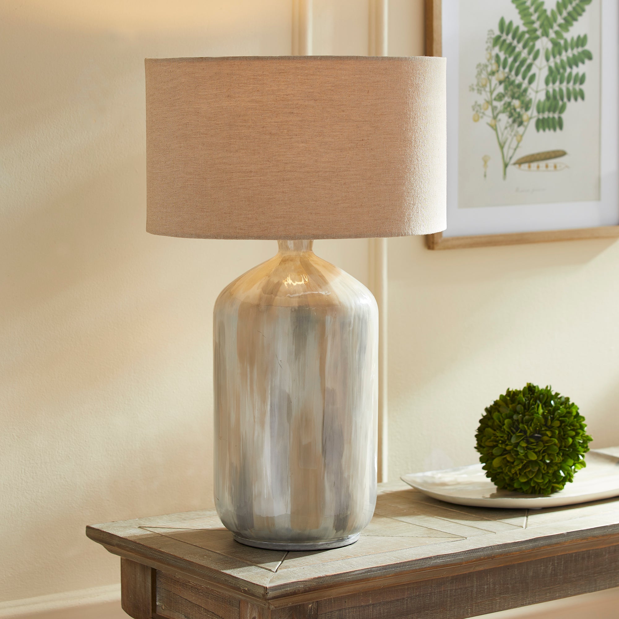 Almetri Lamp