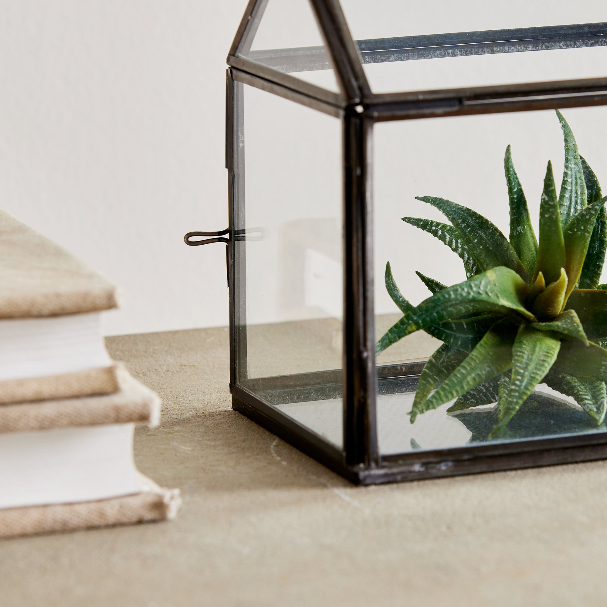 Caitlin Terrarium Small