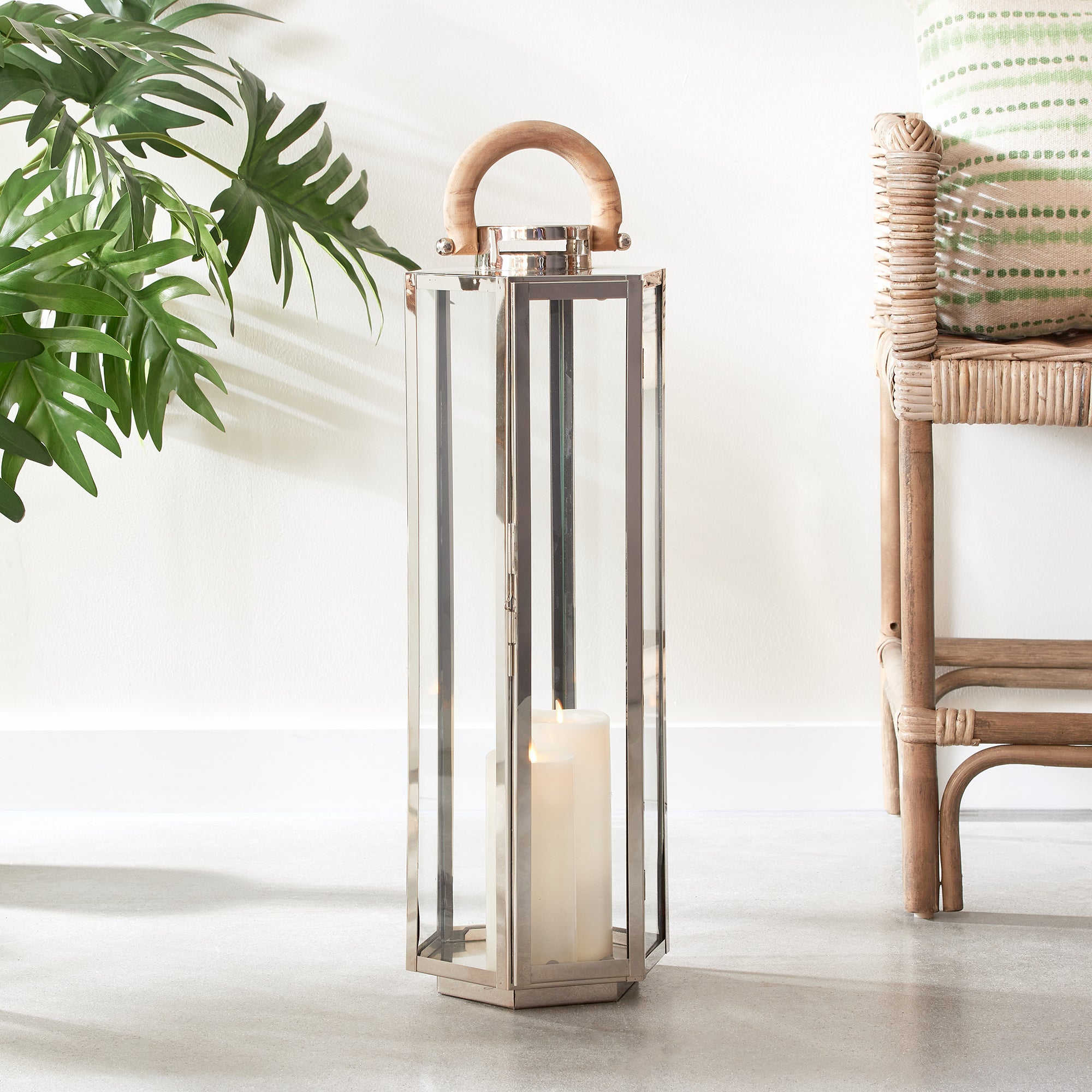 Arwen Outdoor Lantern