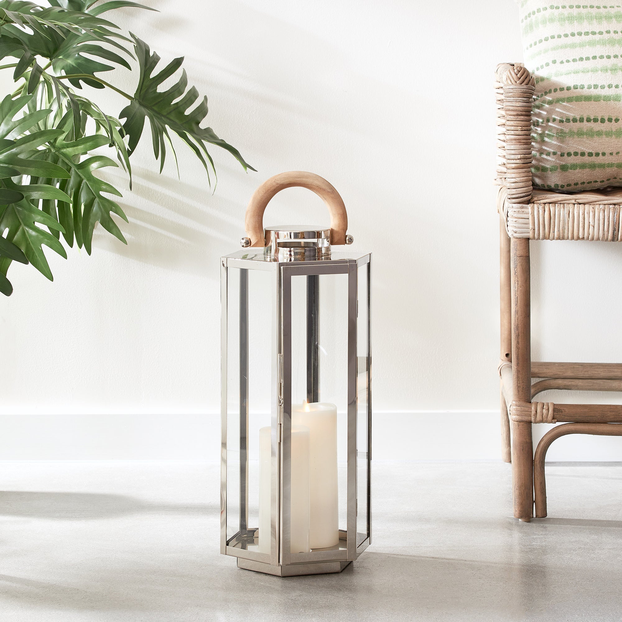 Arwen Outdoor Lantern