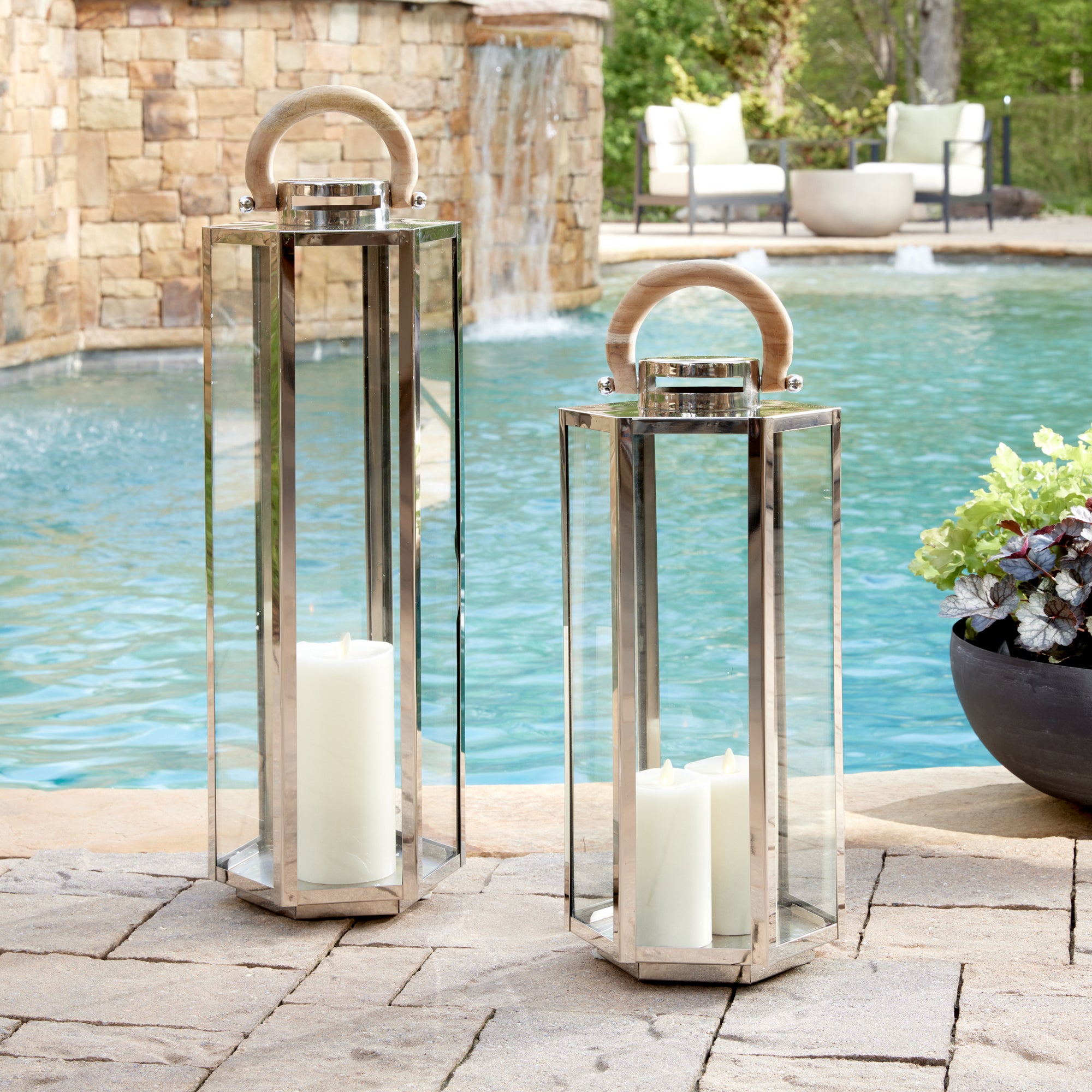 Arwen Outdoor Lantern