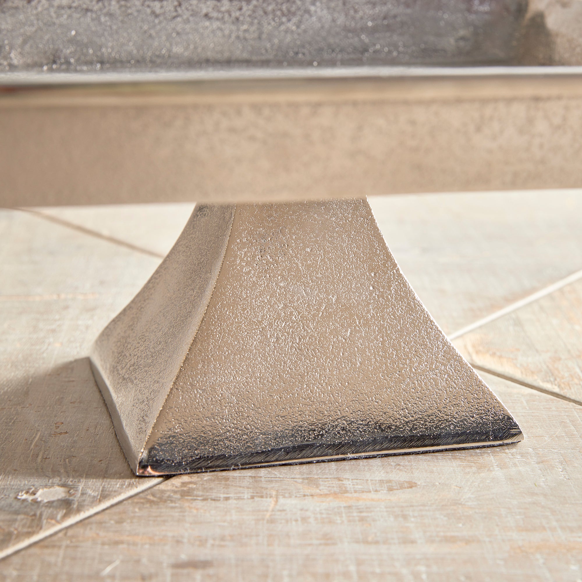 Gatlo Decorative Pedestal Large