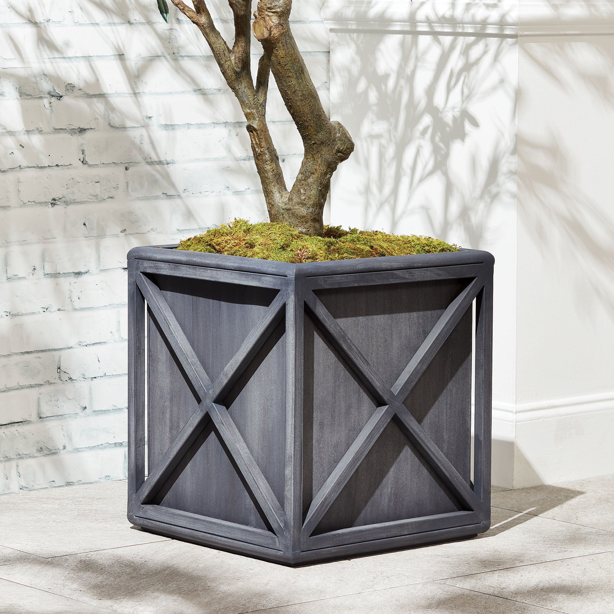 Tezza Outdoor Planter
