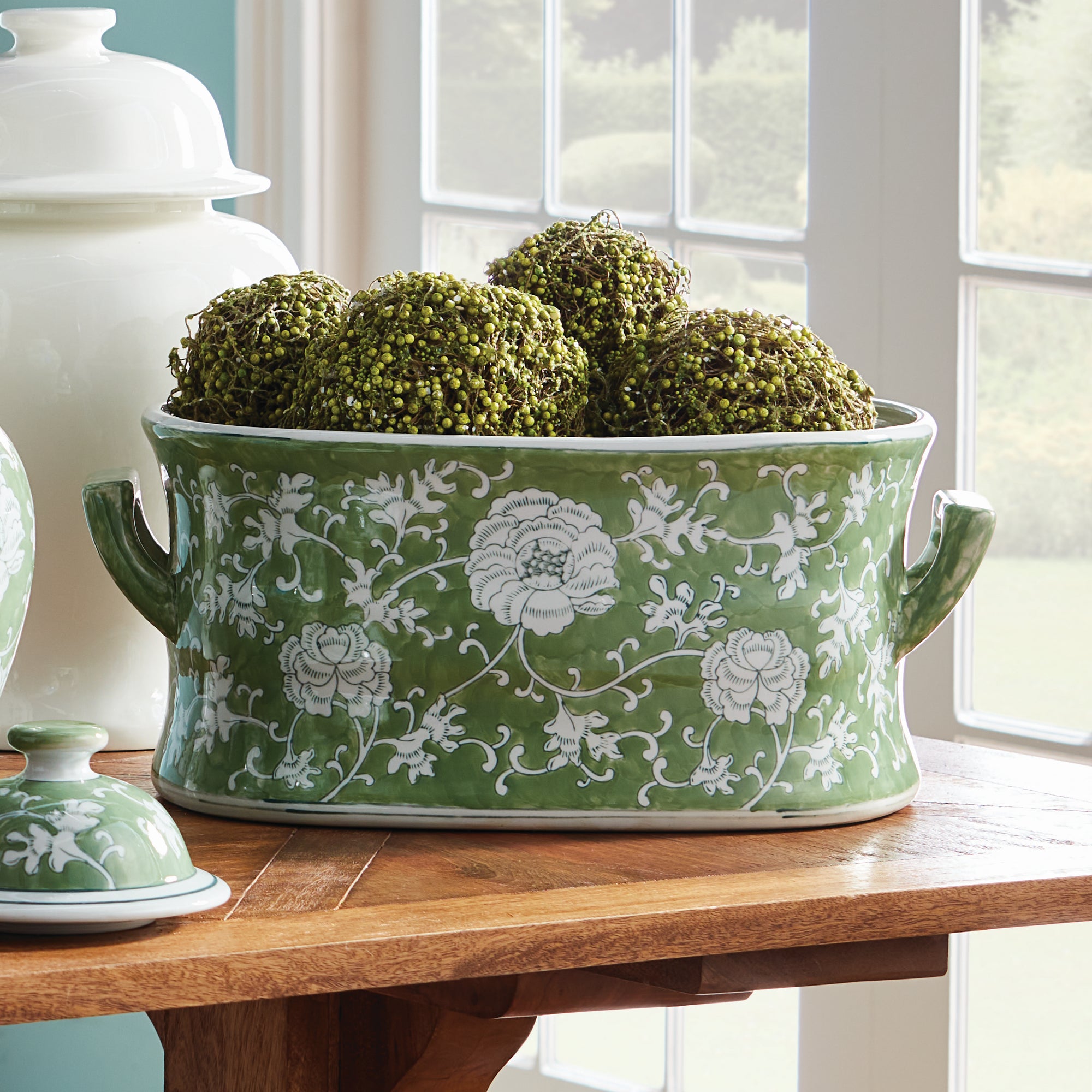Julie Lotus Planter