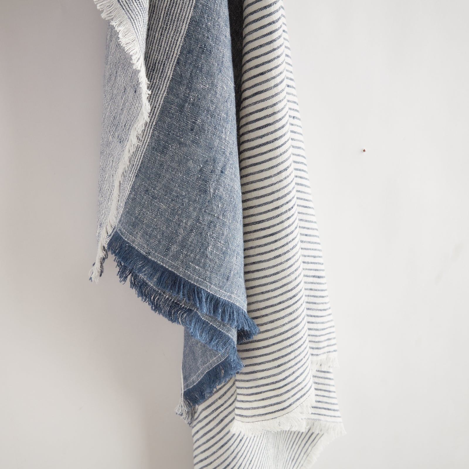 Briar Linen Throw