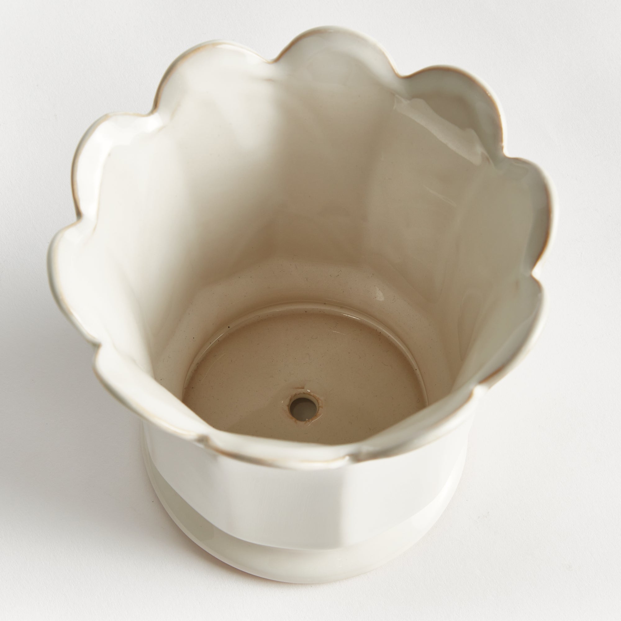 Mayline Footed Pot