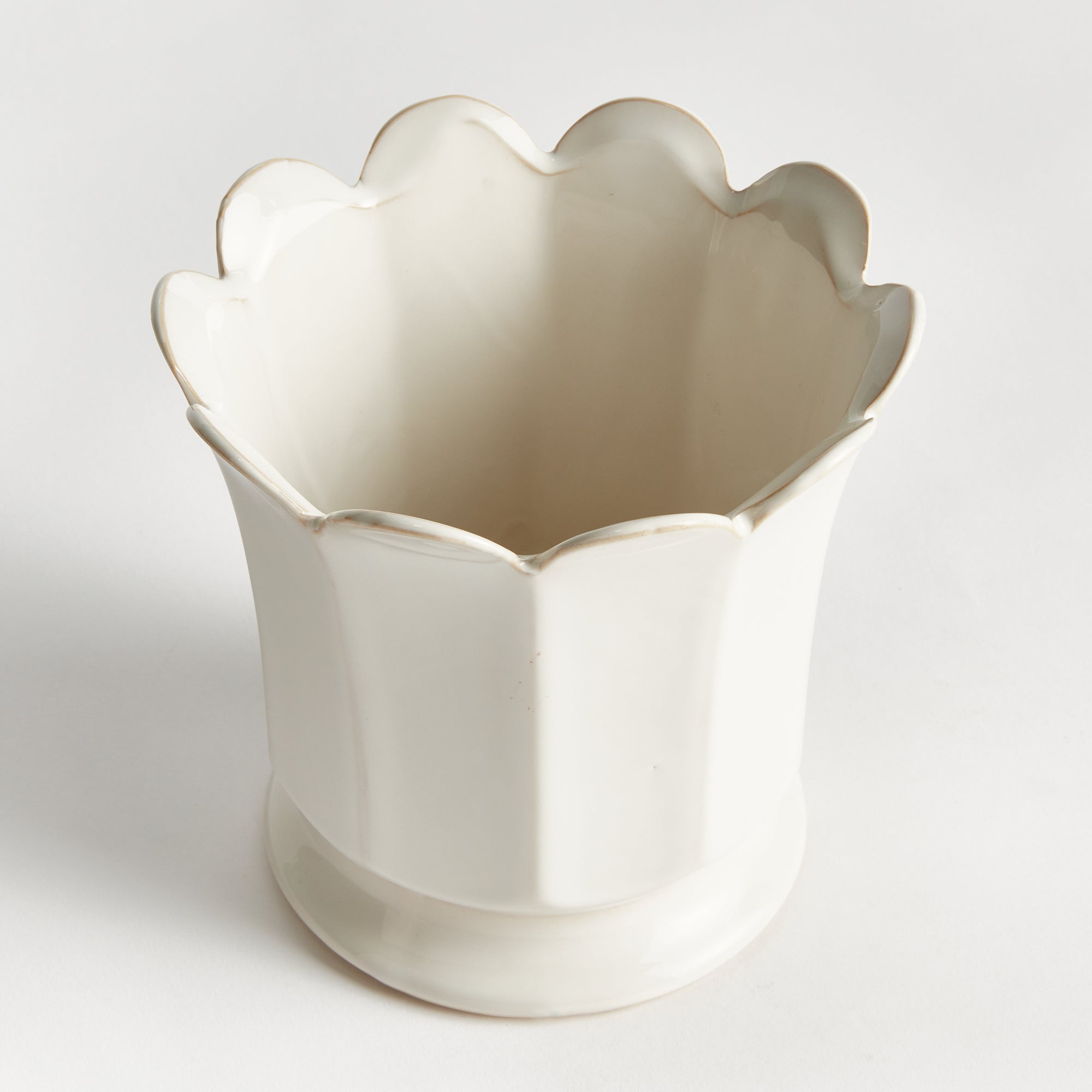 Mayline Footed Pot