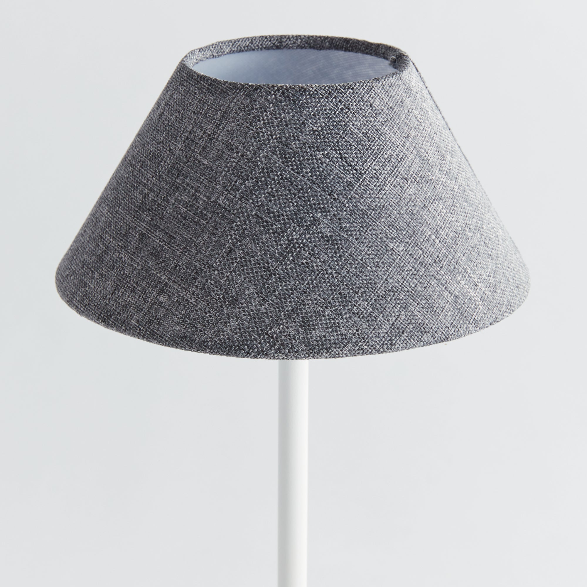 Levi Cordless Led Lamp (White Base)