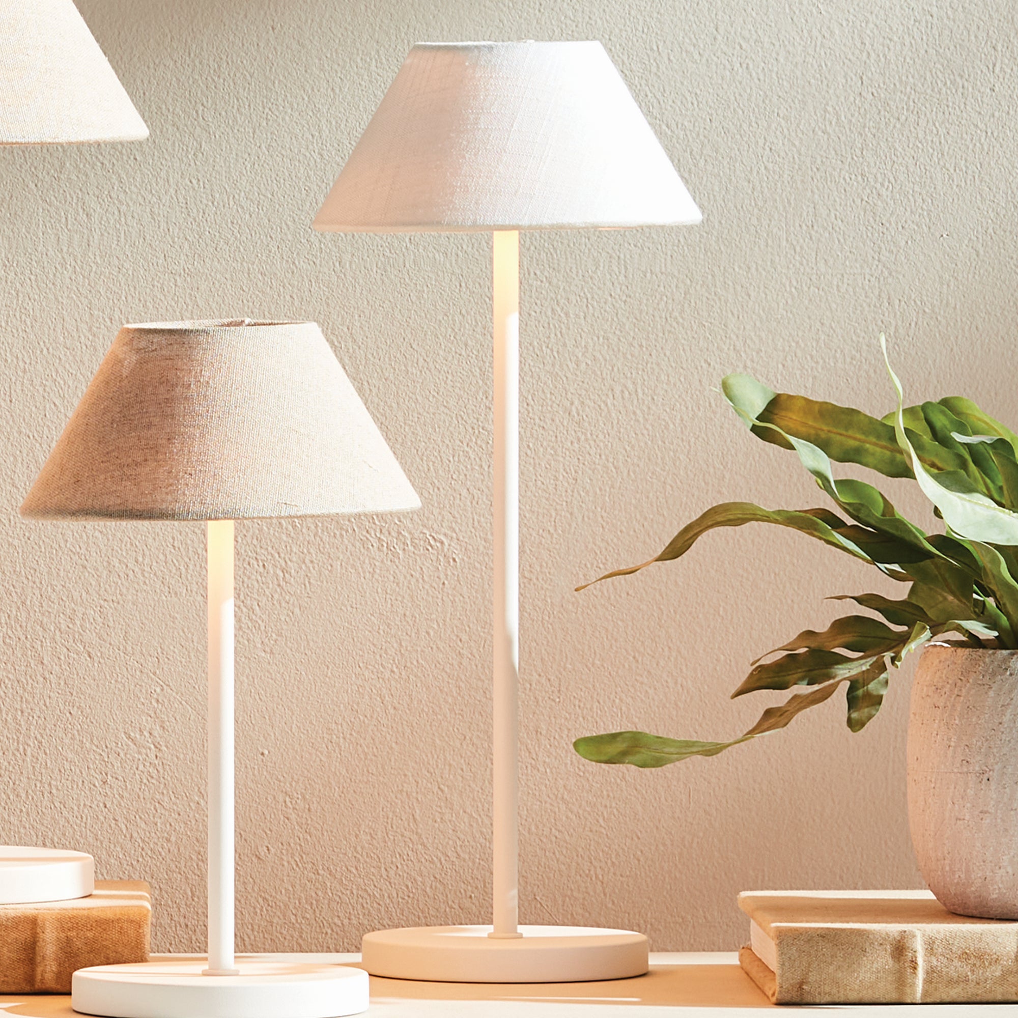 Levi Cordless Led Lamp 14"
