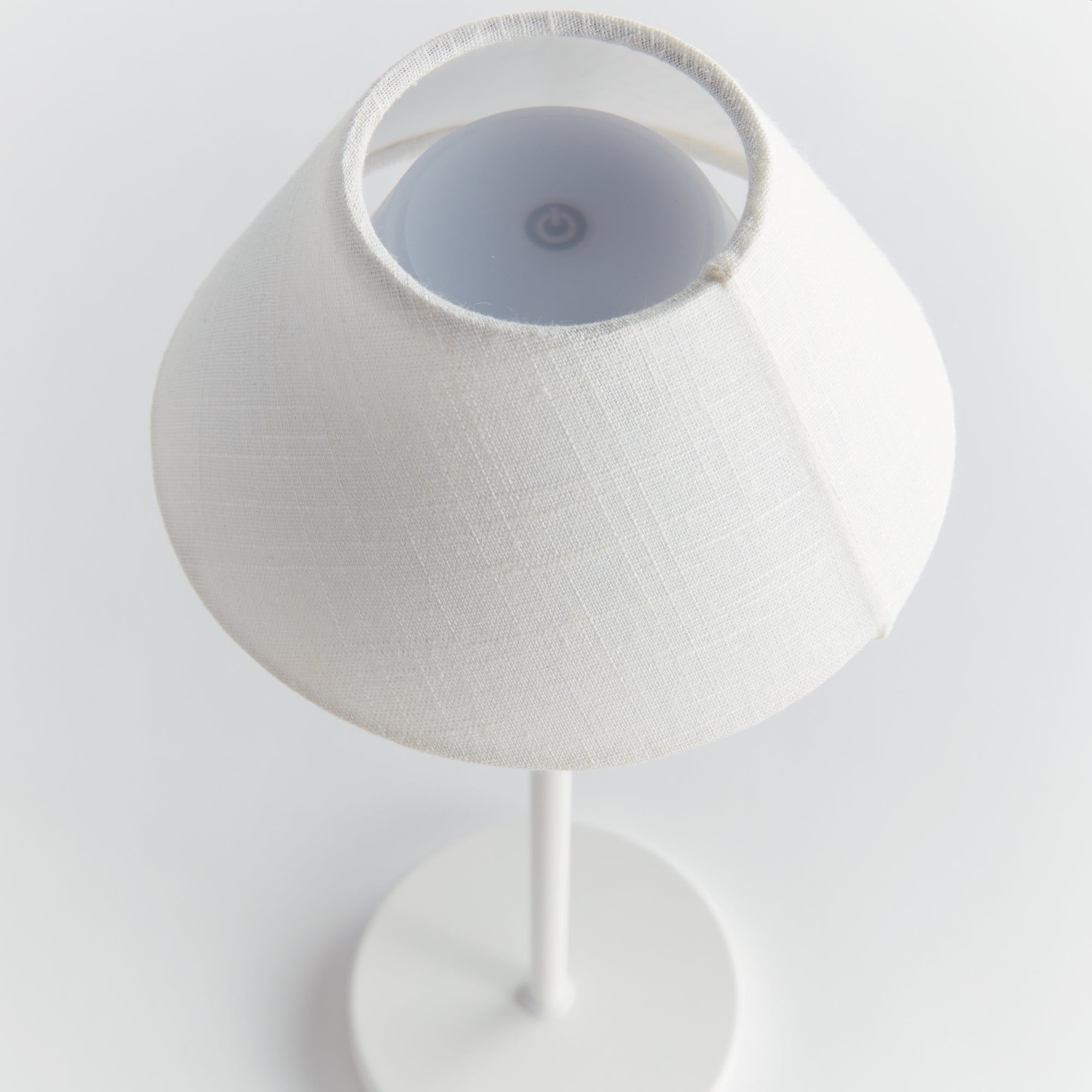 Levi Cordless Led Lamp (White Base)