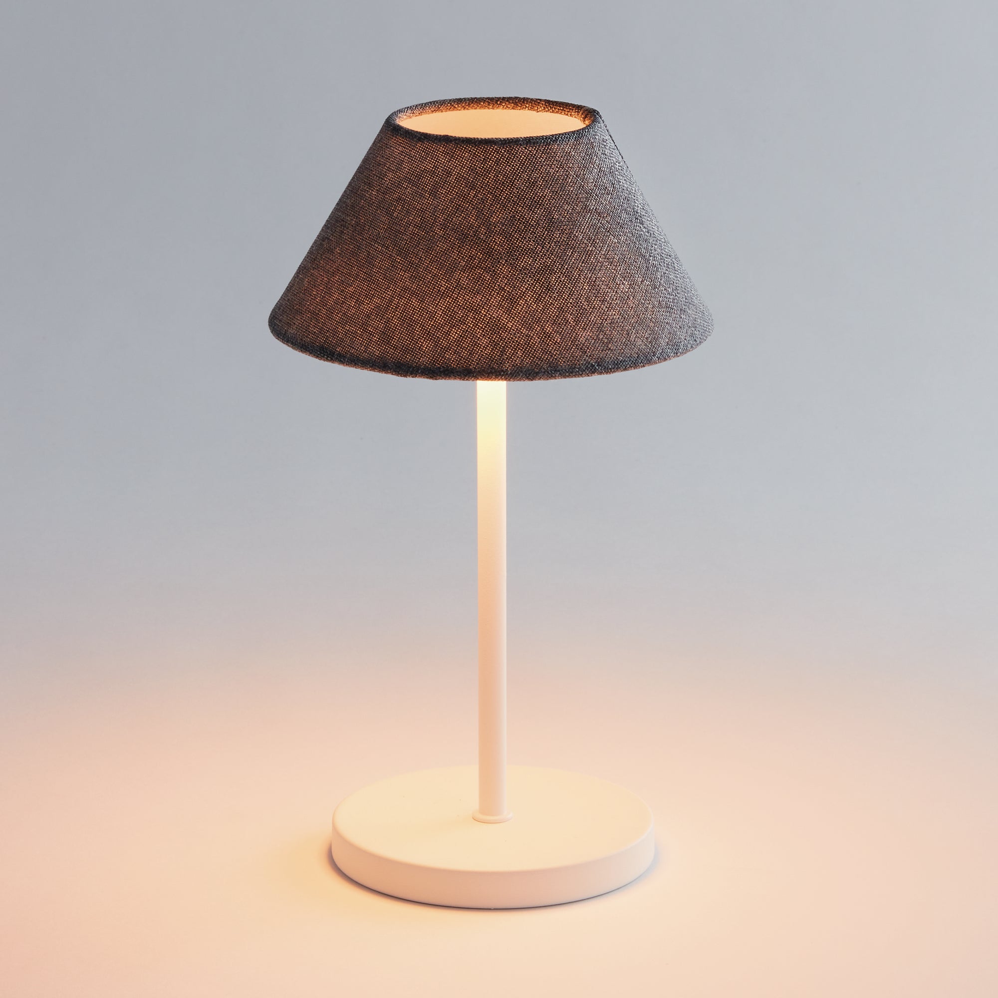 Levi Cordless Led Lamp 10"